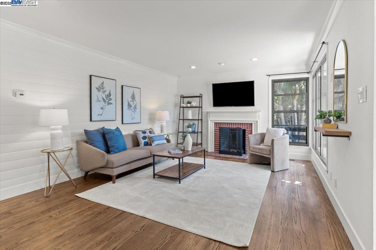 Detail Gallery Image 26 of 60 For 762 Chestnut Ave, San Bruno,  CA 94066 - 3 Beds | 2 Baths