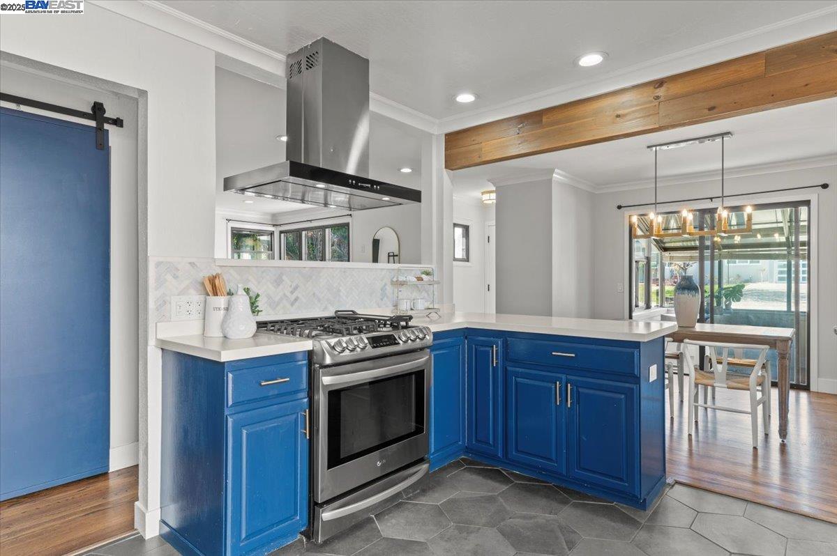 Detail Gallery Image 31 of 60 For 762 Chestnut Ave, San Bruno,  CA 94066 - 3 Beds | 2 Baths