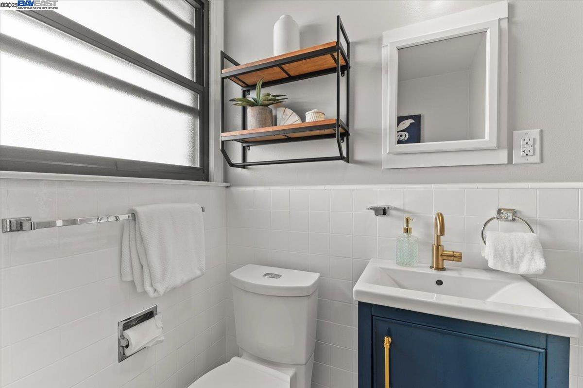 Detail Gallery Image 50 of 60 For 762 Chestnut Ave, San Bruno,  CA 94066 - 3 Beds | 2 Baths