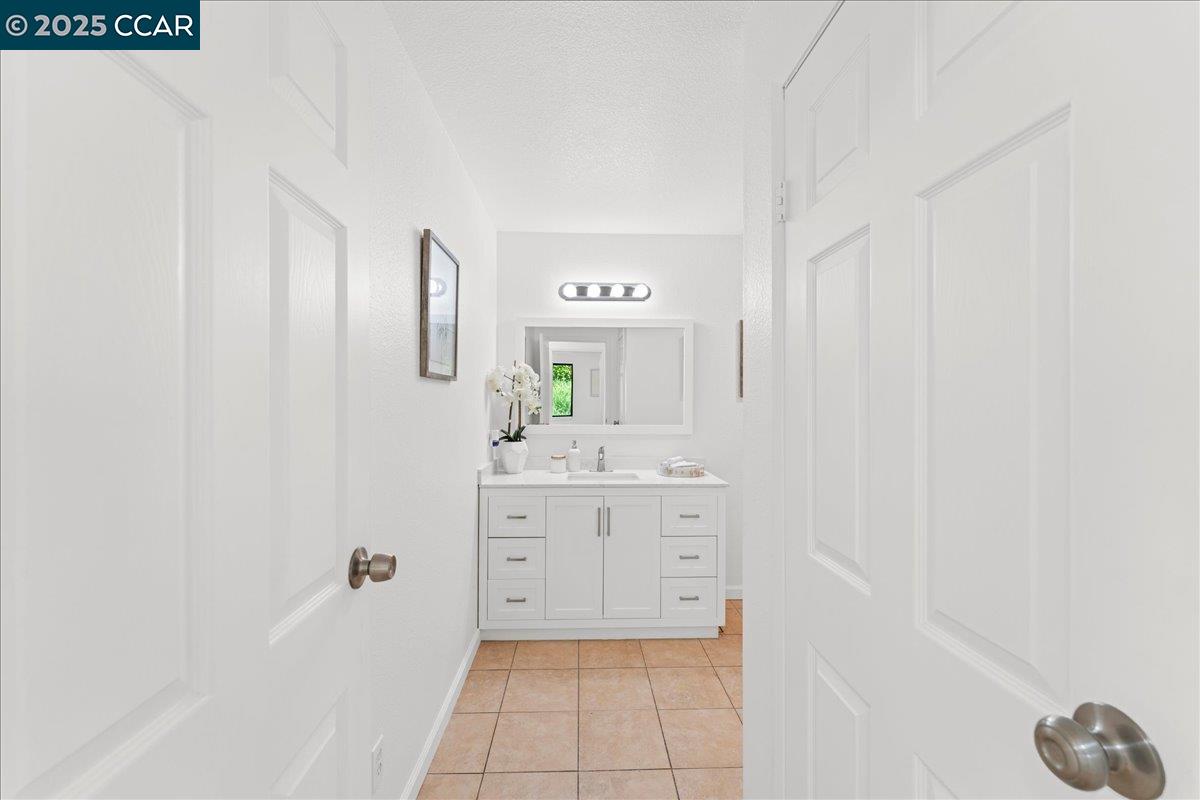 Detail Gallery Image 23 of 45 For 2266 Bristlecone Dr, Richmond,  CA 94803 - 3 Beds | 2 Baths
