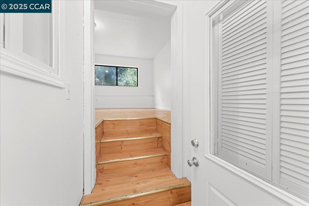 Detail Gallery Image 33 of 45 For 2266 Bristlecone Dr, Richmond,  CA 94803 - 3 Beds | 2 Baths