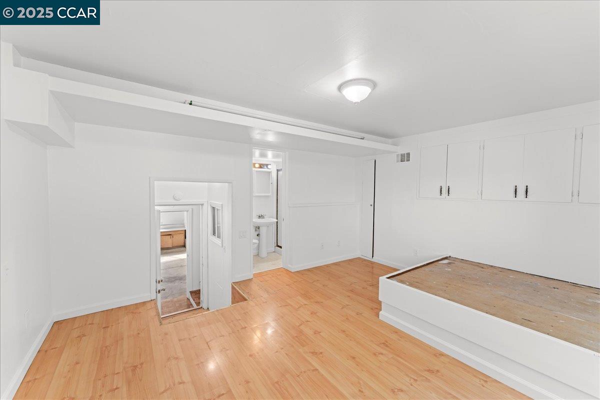 Detail Gallery Image 34 of 45 For 2266 Bristlecone Dr, Richmond,  CA 94803 - 3 Beds | 2 Baths