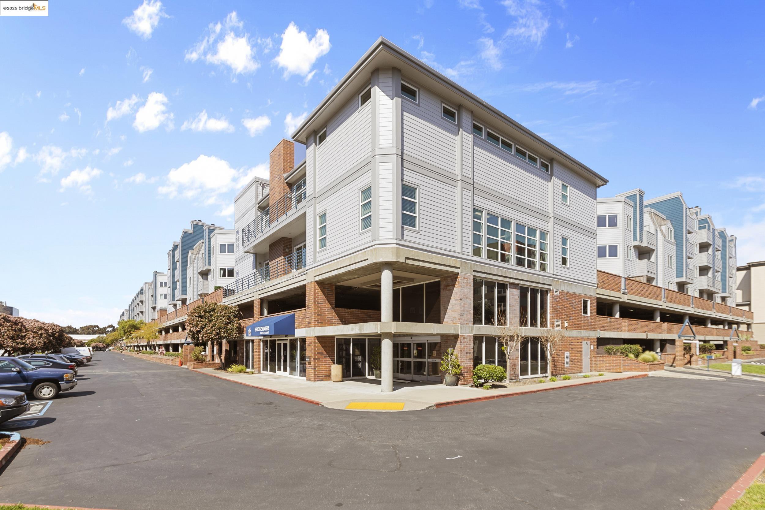 Detail Gallery Image 37 of 38 For 6400 Christie Avenue #1211,  Emeryville,  CA 92608-1011 - 0 Beds | 1 Baths