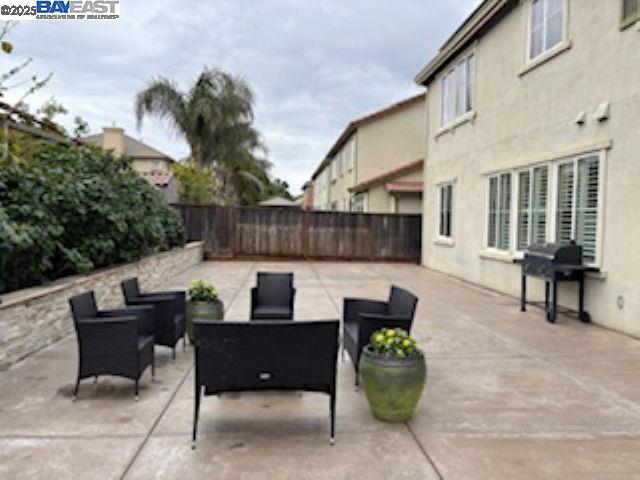 Detail Gallery Image 9 of 9 For 15991 Covered Bridge Way, Lathrop,  CA 95330 - 4 Beds | 3 Baths