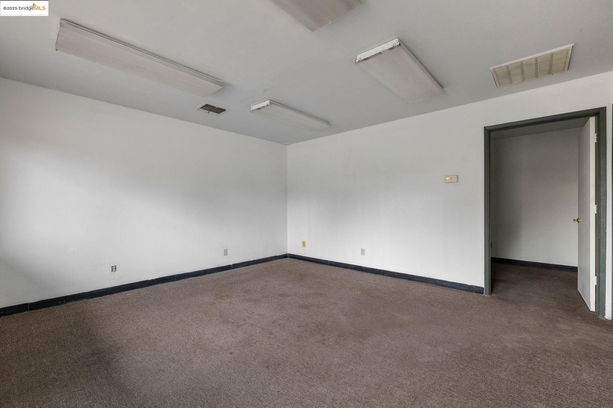 Detail Gallery Image 5 of 13 For 14407 Tuolumne Rd, Sonora,  CA 95370 - – Beds | – Baths