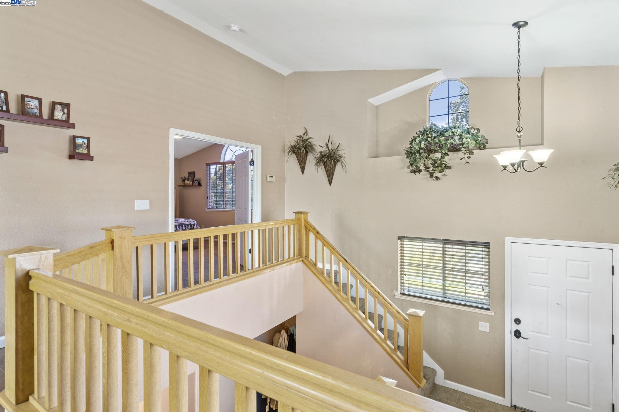Detail Gallery Image 23 of 36 For 1931 Diamond Oak Way, Manteca,  CA 95336 - 4 Beds | 3 Baths