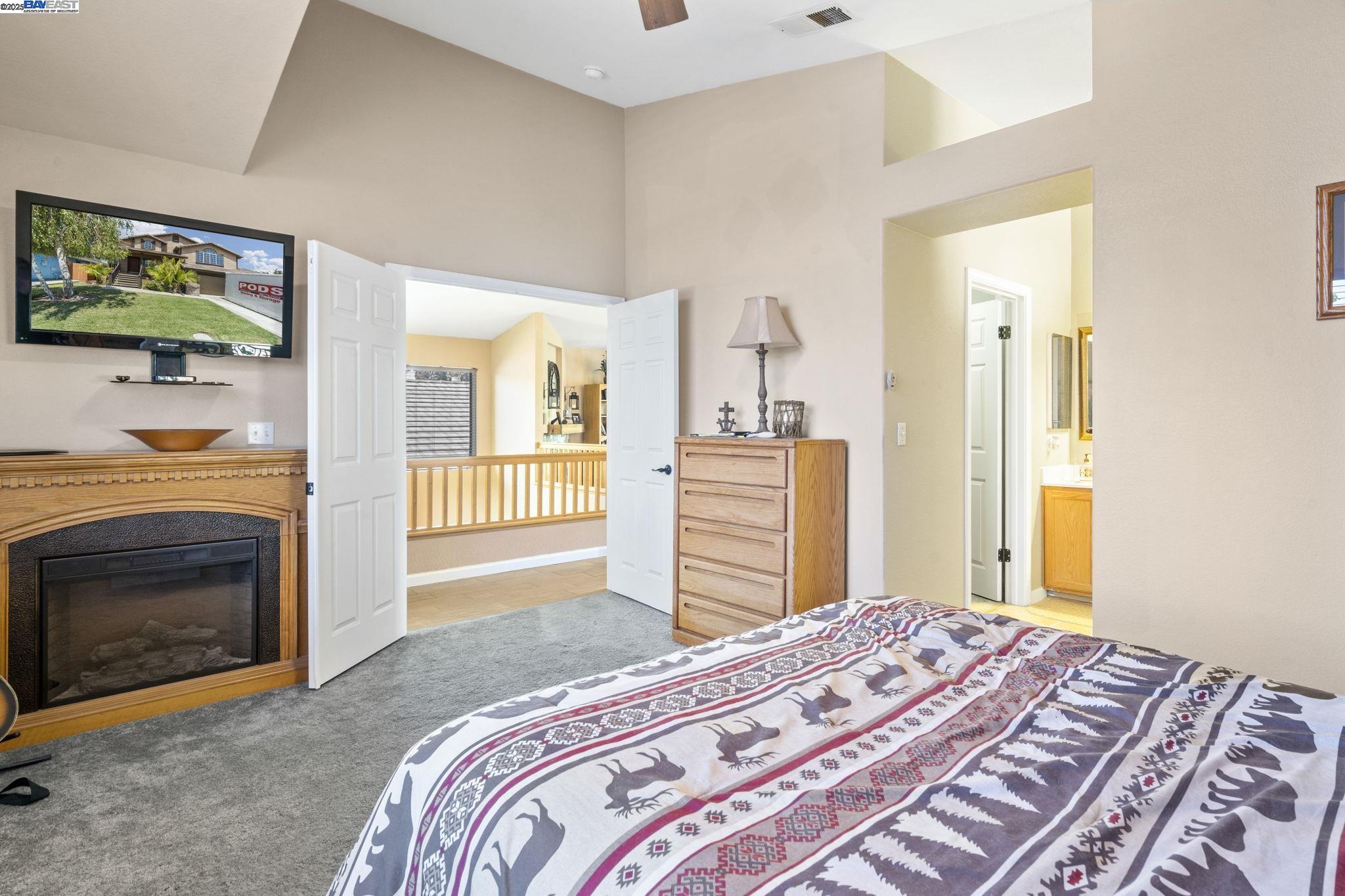 Detail Gallery Image 25 of 36 For 1931 Diamond Oak Way, Manteca,  CA 95336 - 4 Beds | 3 Baths