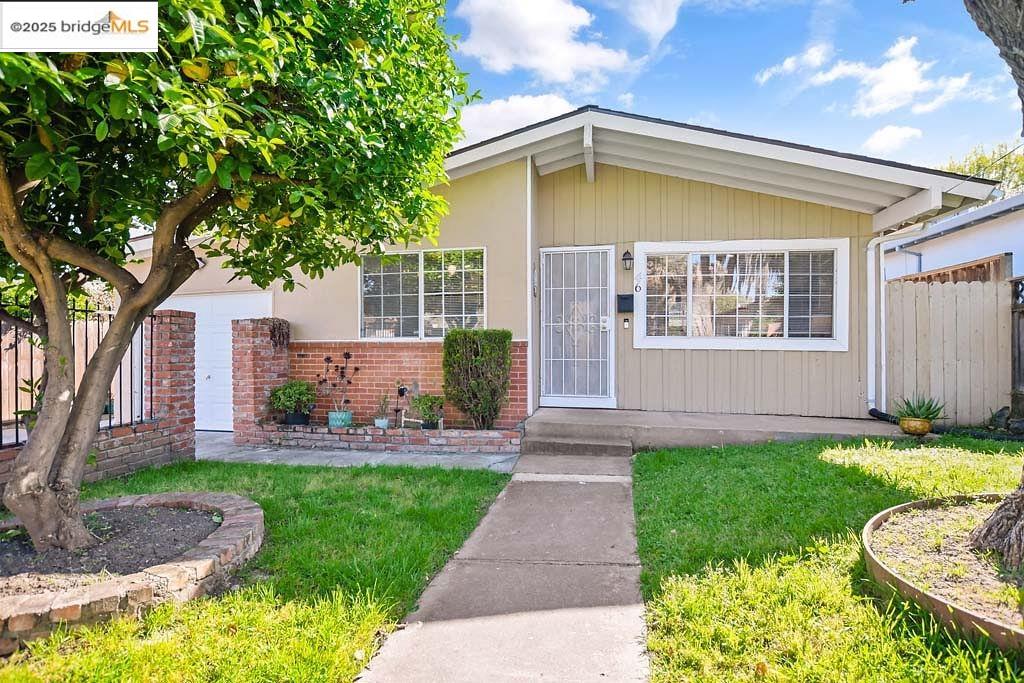Detail Gallery Image 1 of 1 For 46 Virginia Dr, Bay Point,  CA 94565 - 3 Beds | 2 Baths