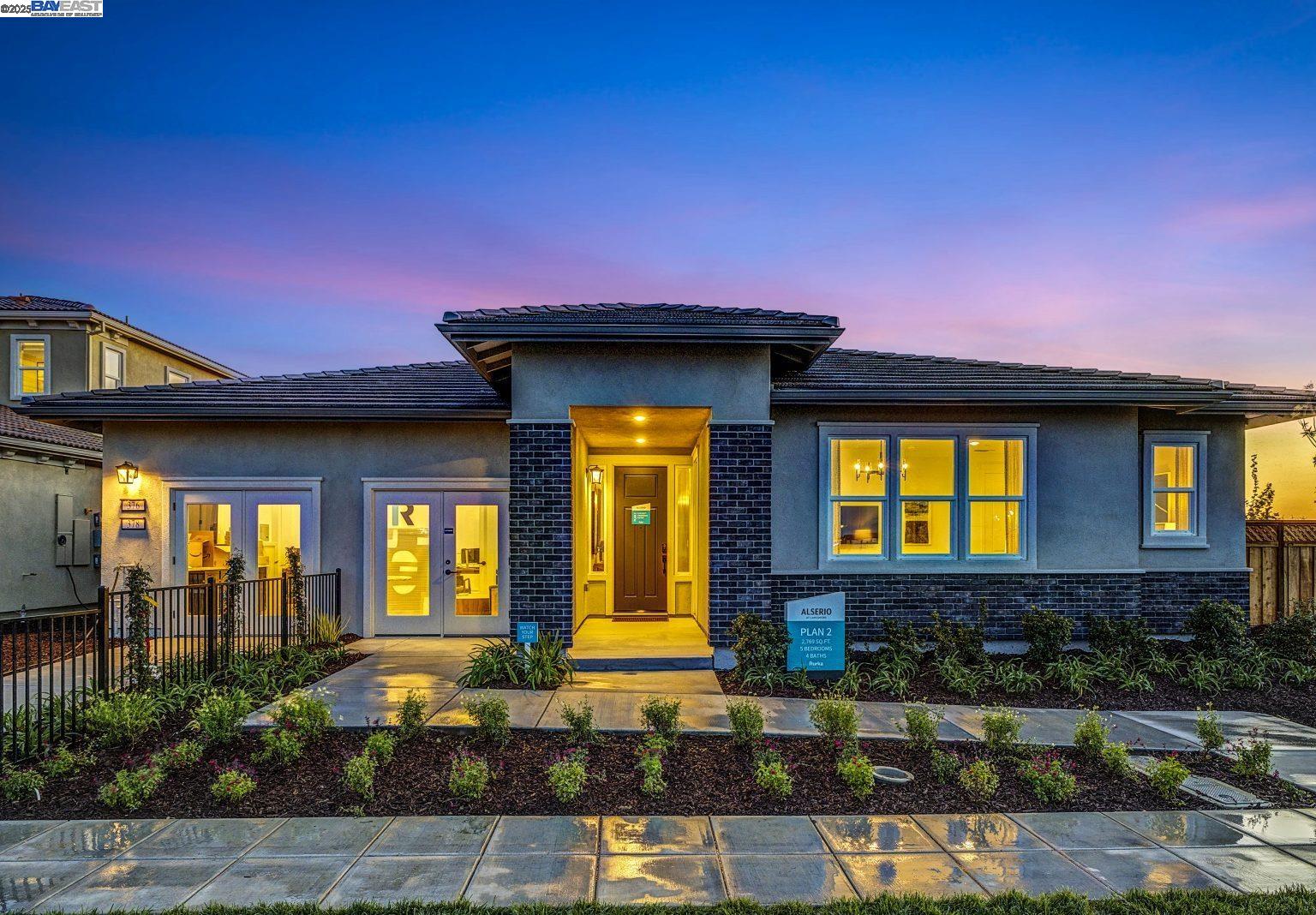 Detail Gallery Image 1 of 35 For 1378 N Capri Lane, Mountain House,  CA 95391 - 5 Beds | 4 Baths