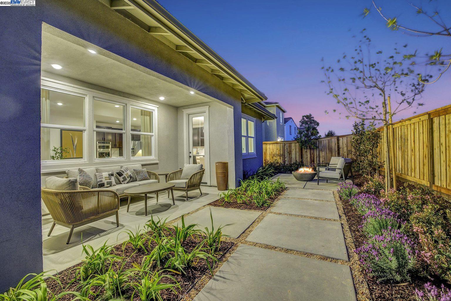 Detail Gallery Image 29 of 35 For 1378 N Capri Lane, Mountain House,  CA 95391 - 5 Beds | 4 Baths