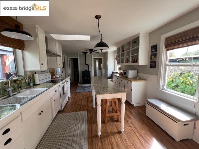 Detail Gallery Image 14 of 39 For 18176 Sixth, Jamestown,  CA 95327-1234 - 2 Beds | 1 Baths