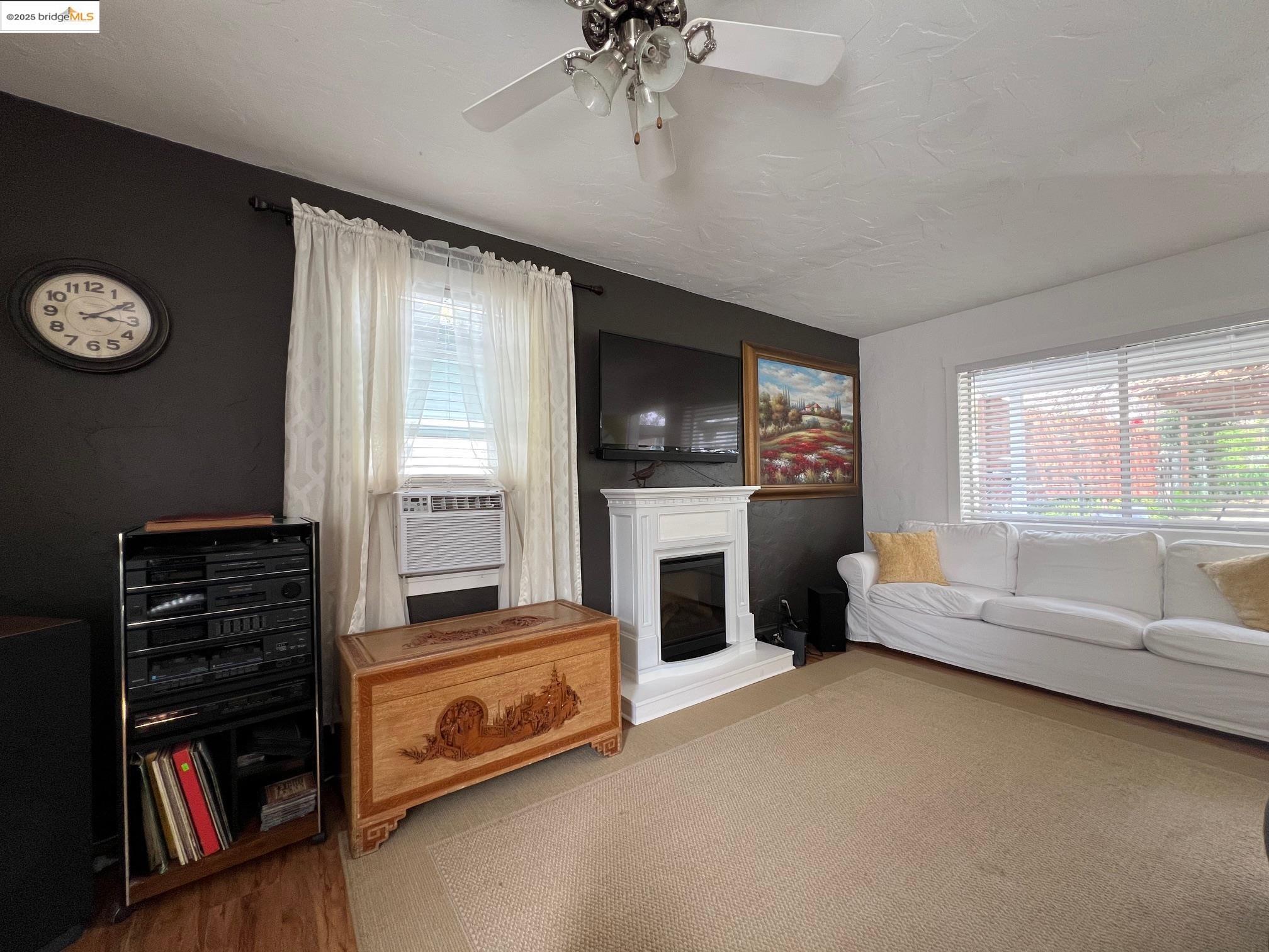 Detail Gallery Image 16 of 39 For 18176 Sixth, Jamestown,  CA 95327-1234 - 2 Beds | 1 Baths