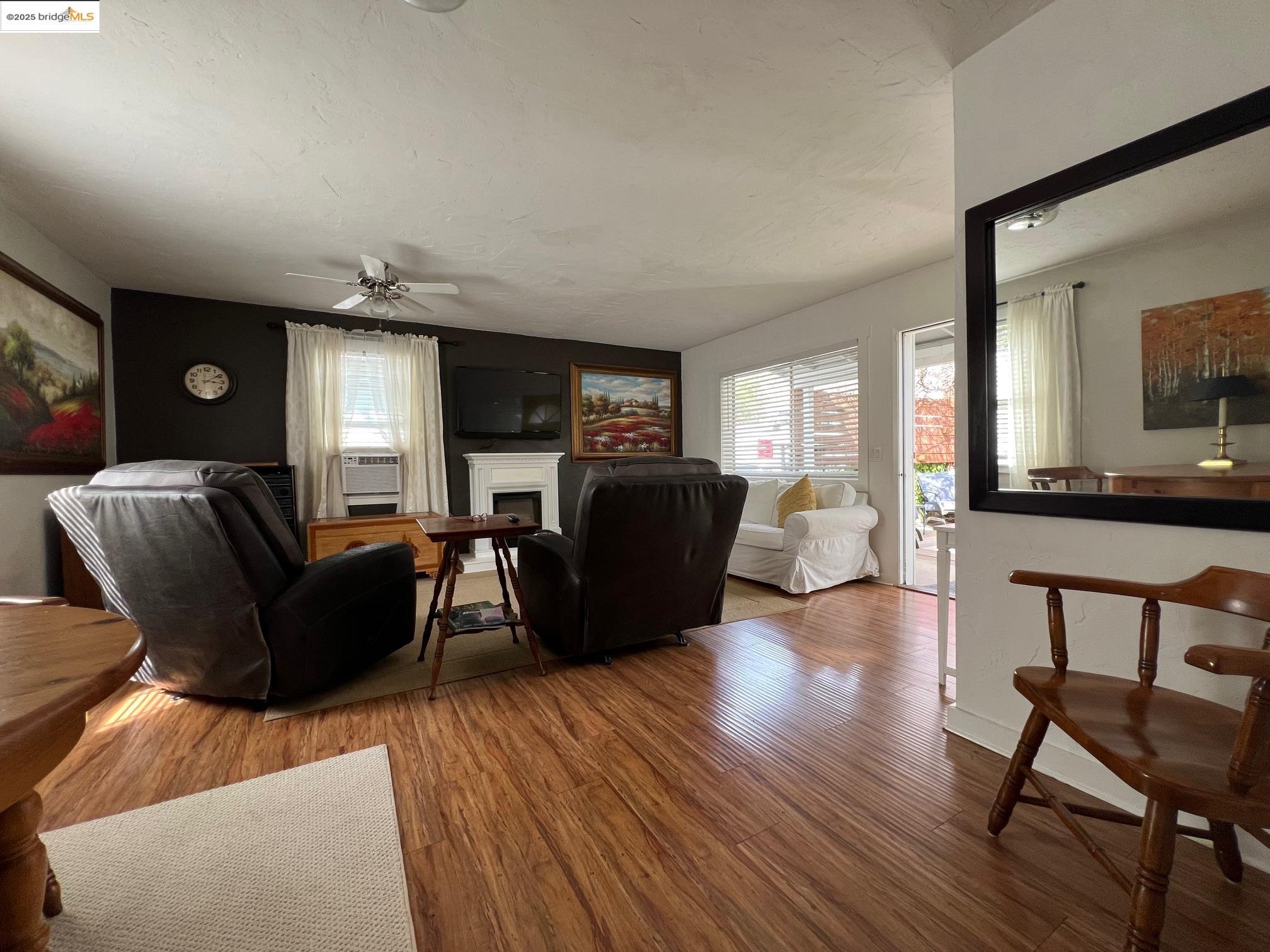 Detail Gallery Image 17 of 39 For 18176 Sixth, Jamestown,  CA 95327-1234 - 2 Beds | 1 Baths