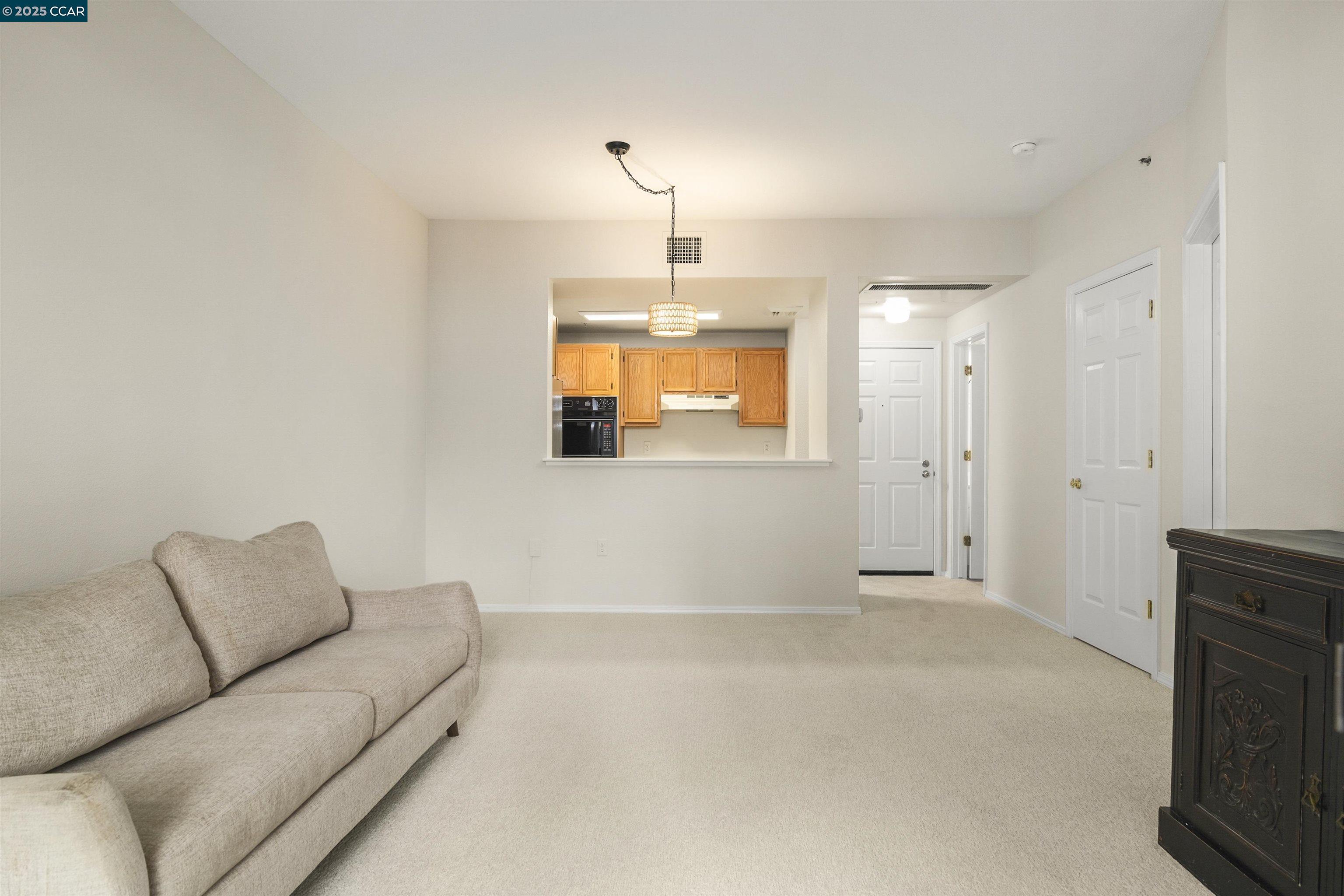 Photo #14: 41092451 Listing: Photo #14