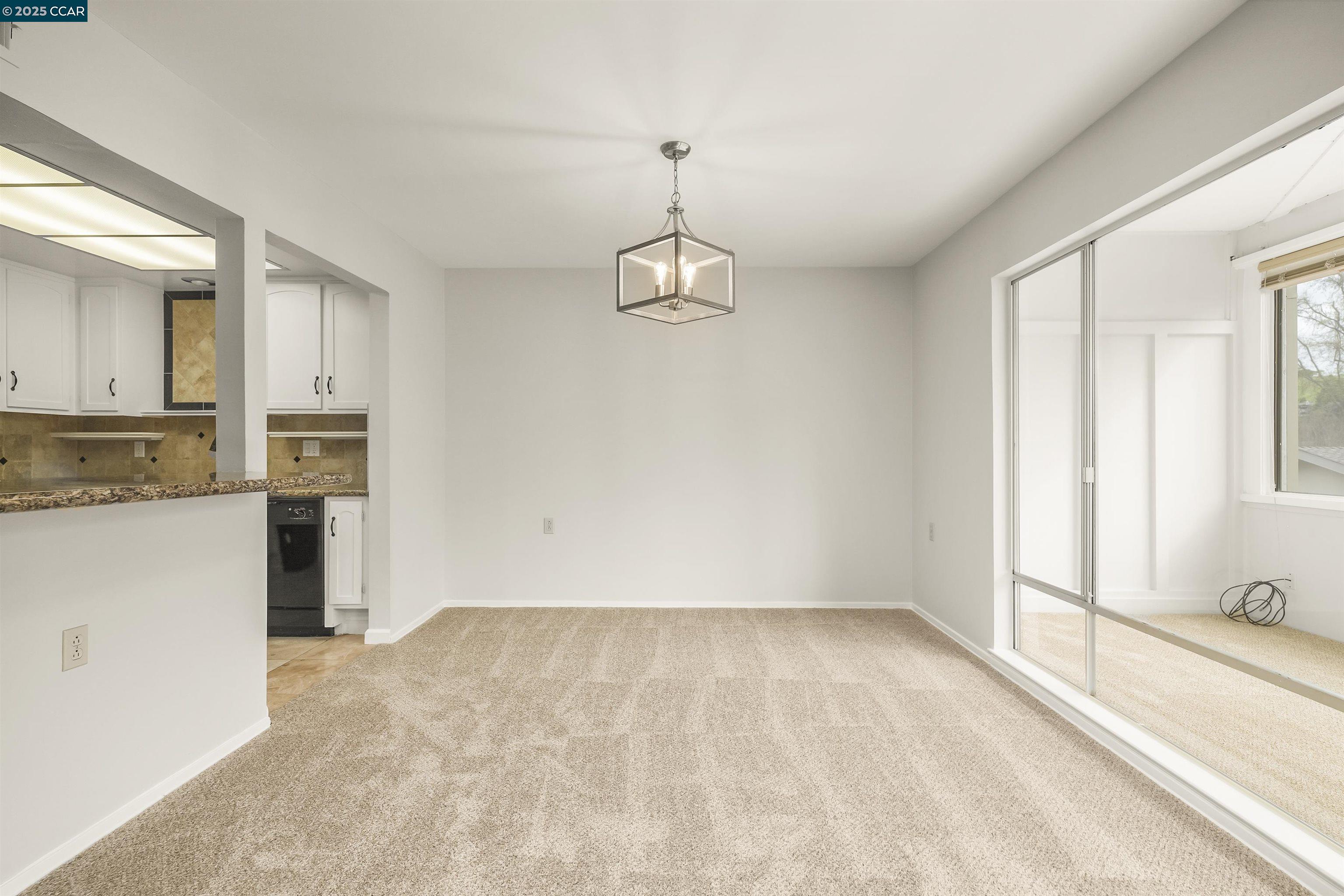 Photo #6: 41092452 Listing 
