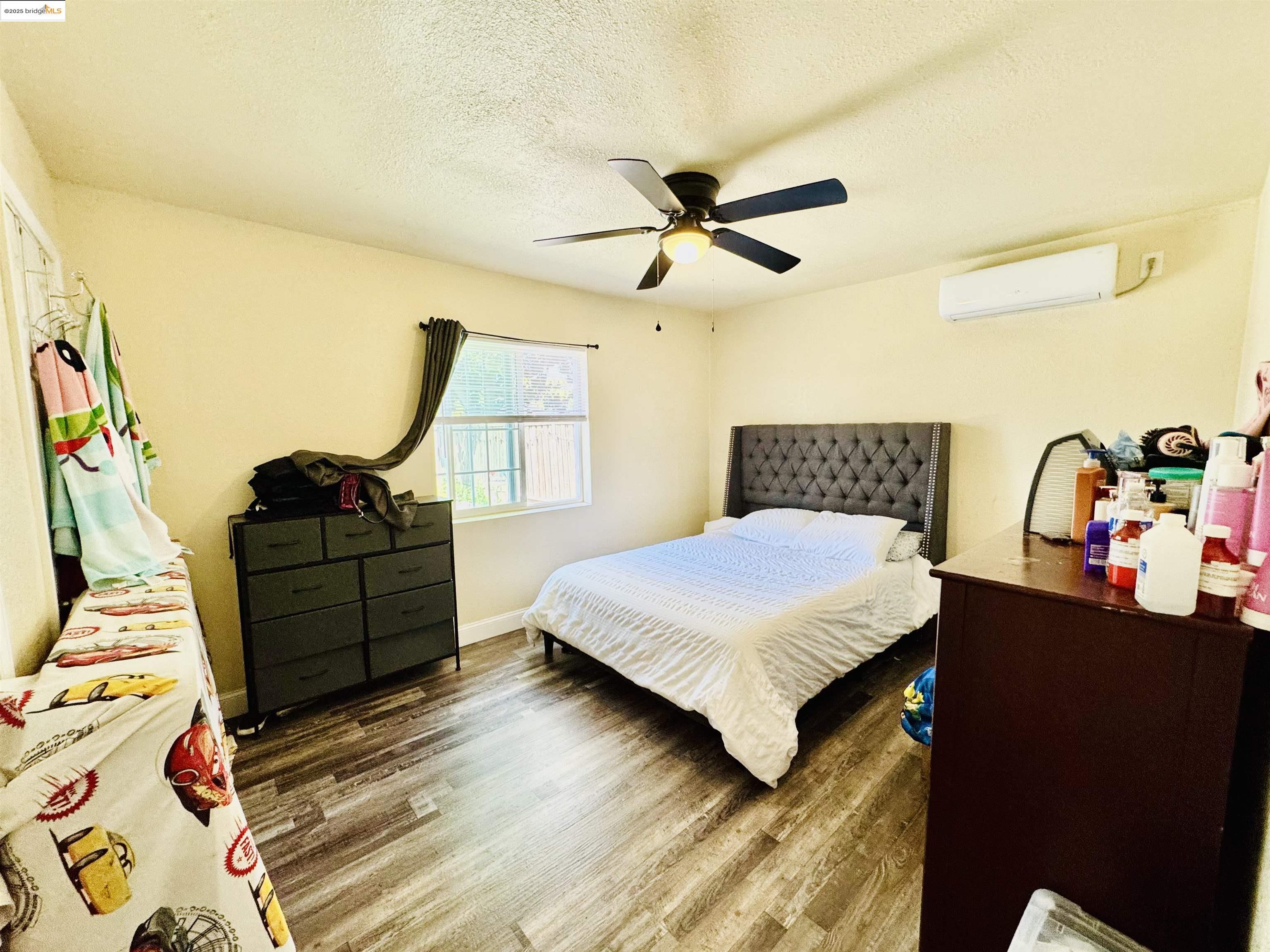 Detail Gallery Image 6 of 11 For 2012 S American St, Stockton,  CA 95206 - 3 Beds | 1 Baths