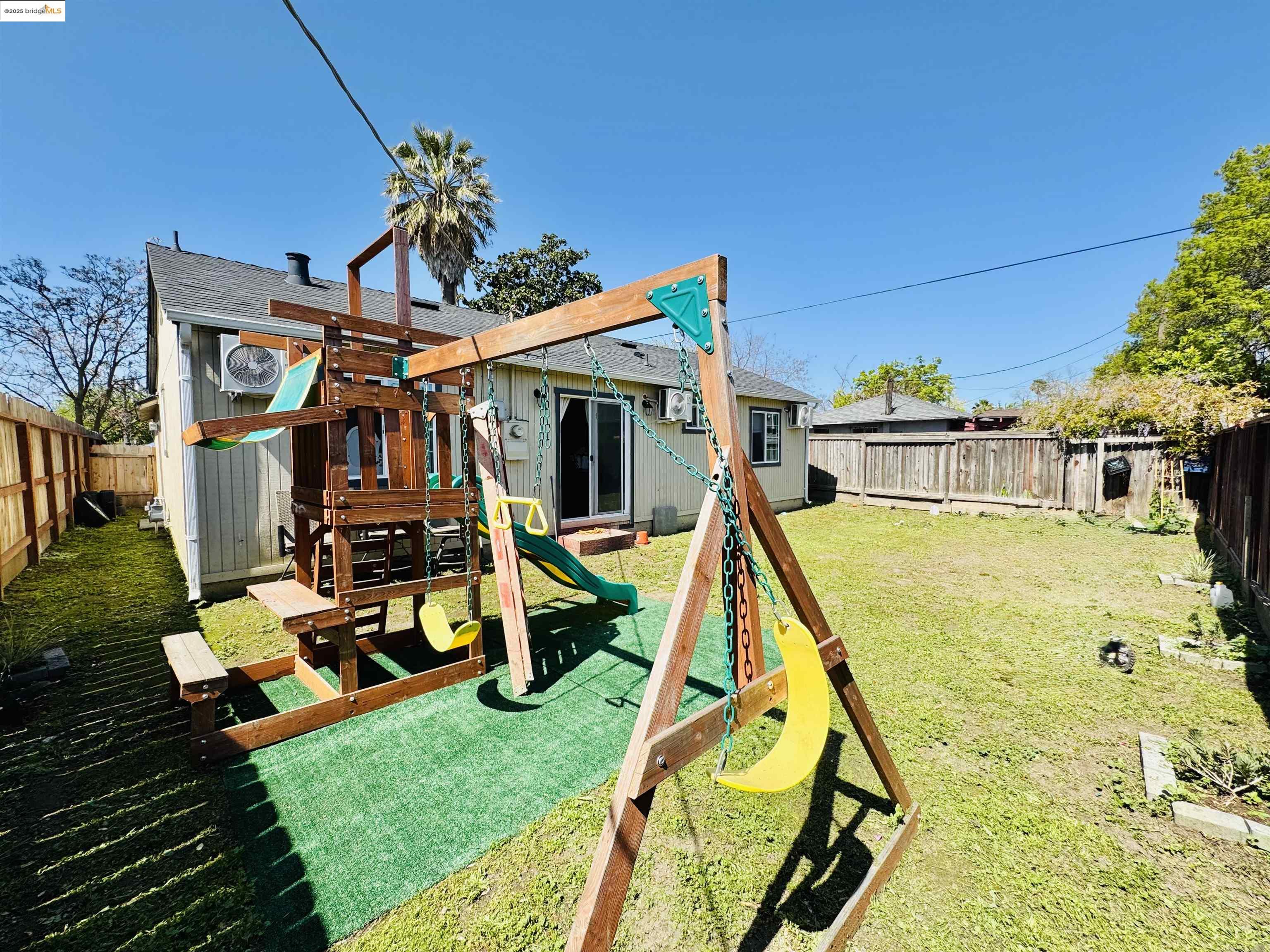 Detail Gallery Image 10 of 11 For 2012 S American St, Stockton,  CA 95206 - 3 Beds | 1 Baths