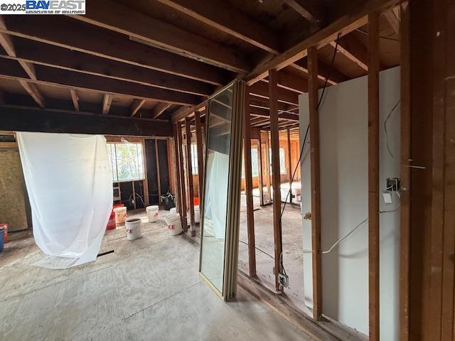 Detail Gallery Image 12 of 34 For 4490 Arcadia Ave, Oakland,  CA 94602 - 5 Beds | 3 Baths
