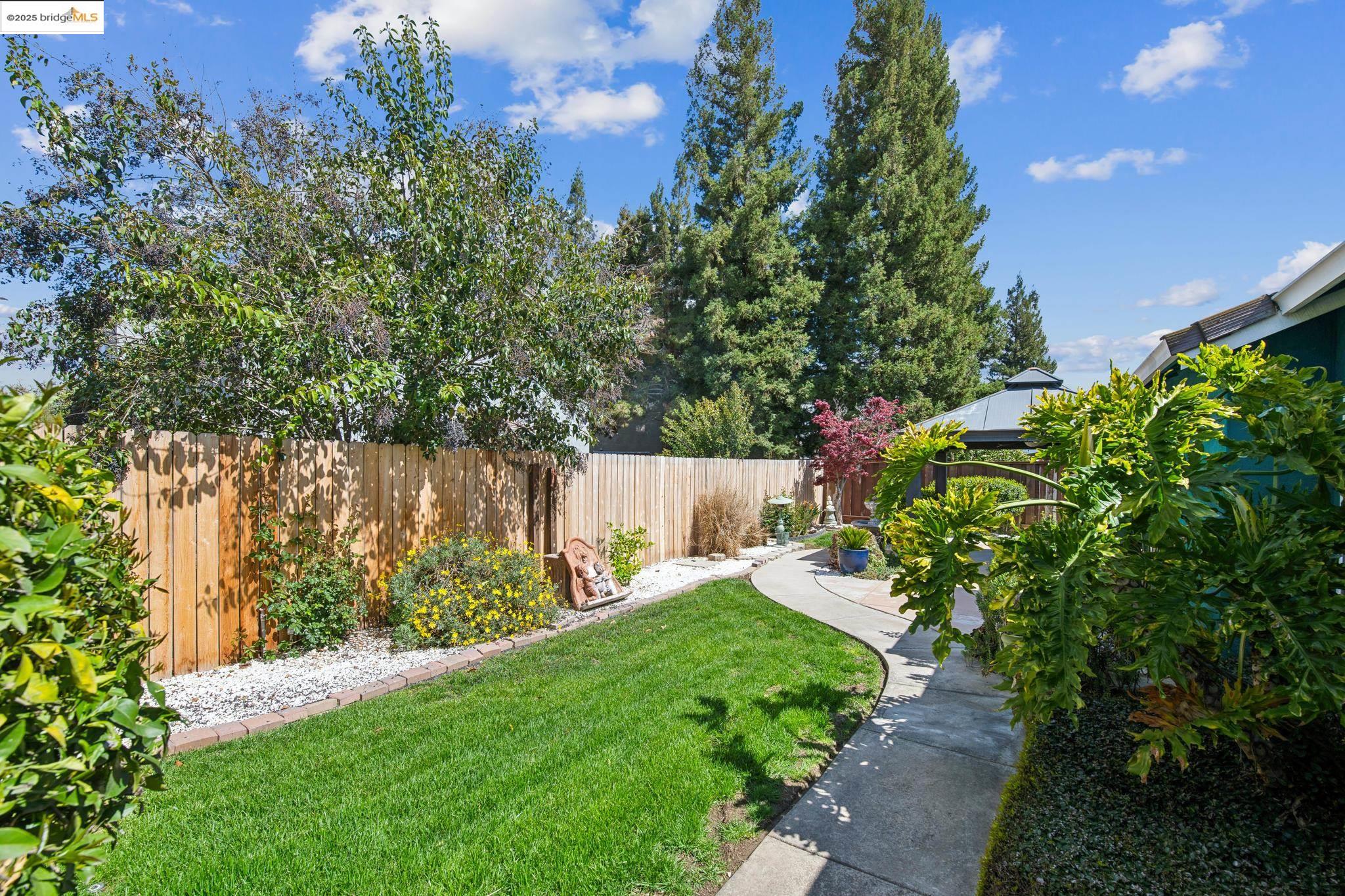 Detail Gallery Image 31 of 31 For 2635 Briarcliff Dr, Riverbank,  CA 95367 - 4 Beds | 2 Baths