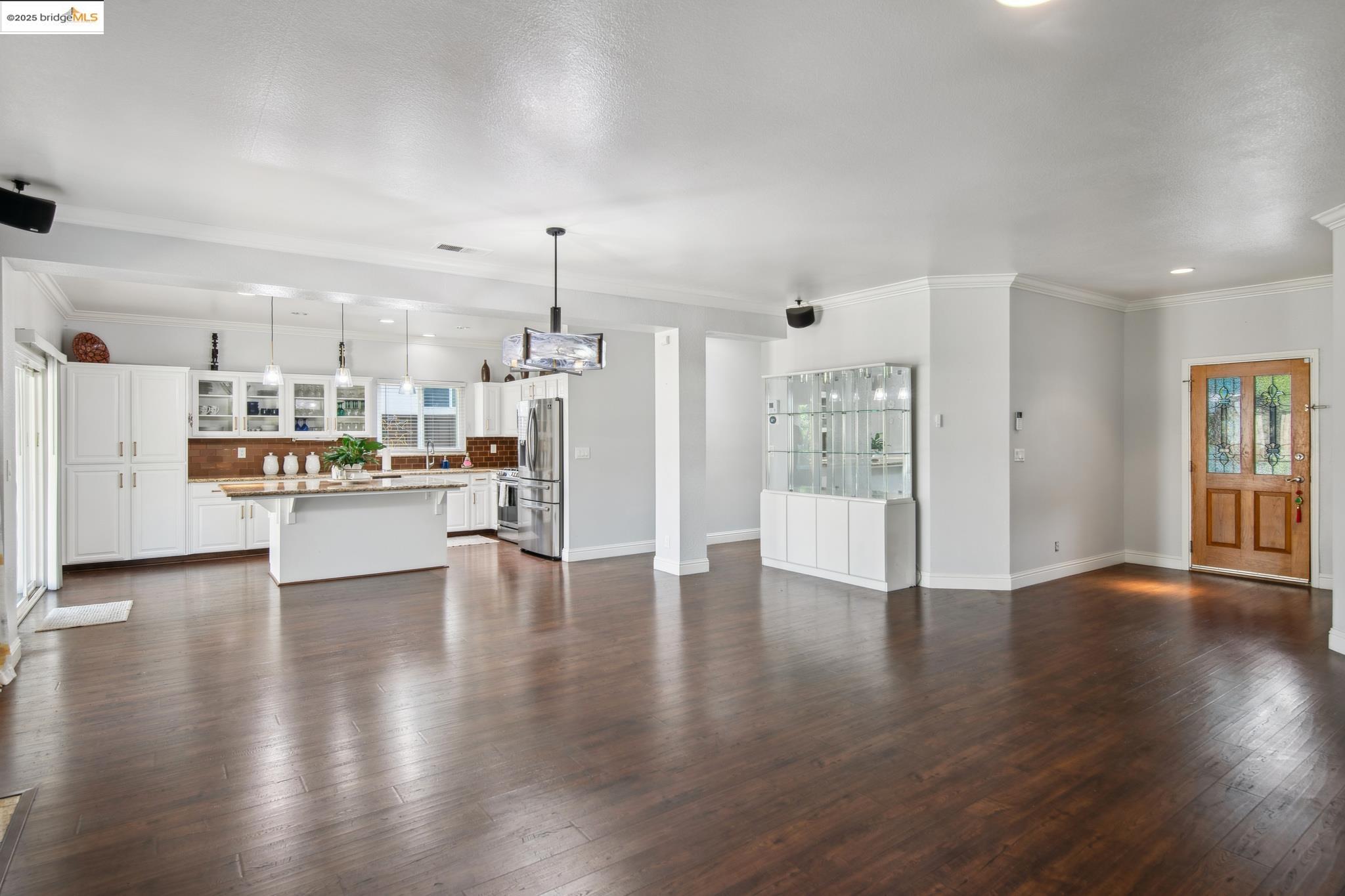 Detail Gallery Image 7 of 31 For 2635 Briarcliff Dr, Riverbank,  CA 95367 - 4 Beds | 2 Baths