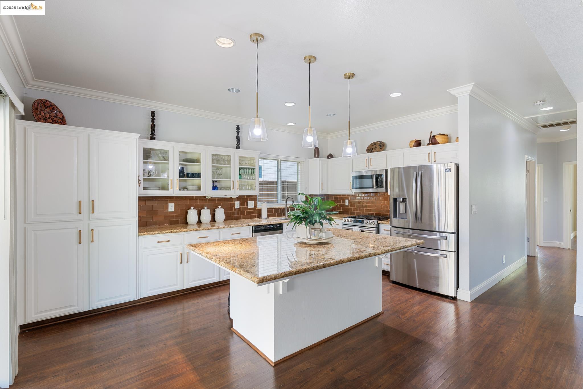 Detail Gallery Image 9 of 31 For 2635 Briarcliff Dr, Riverbank,  CA 95367 - 4 Beds | 2 Baths