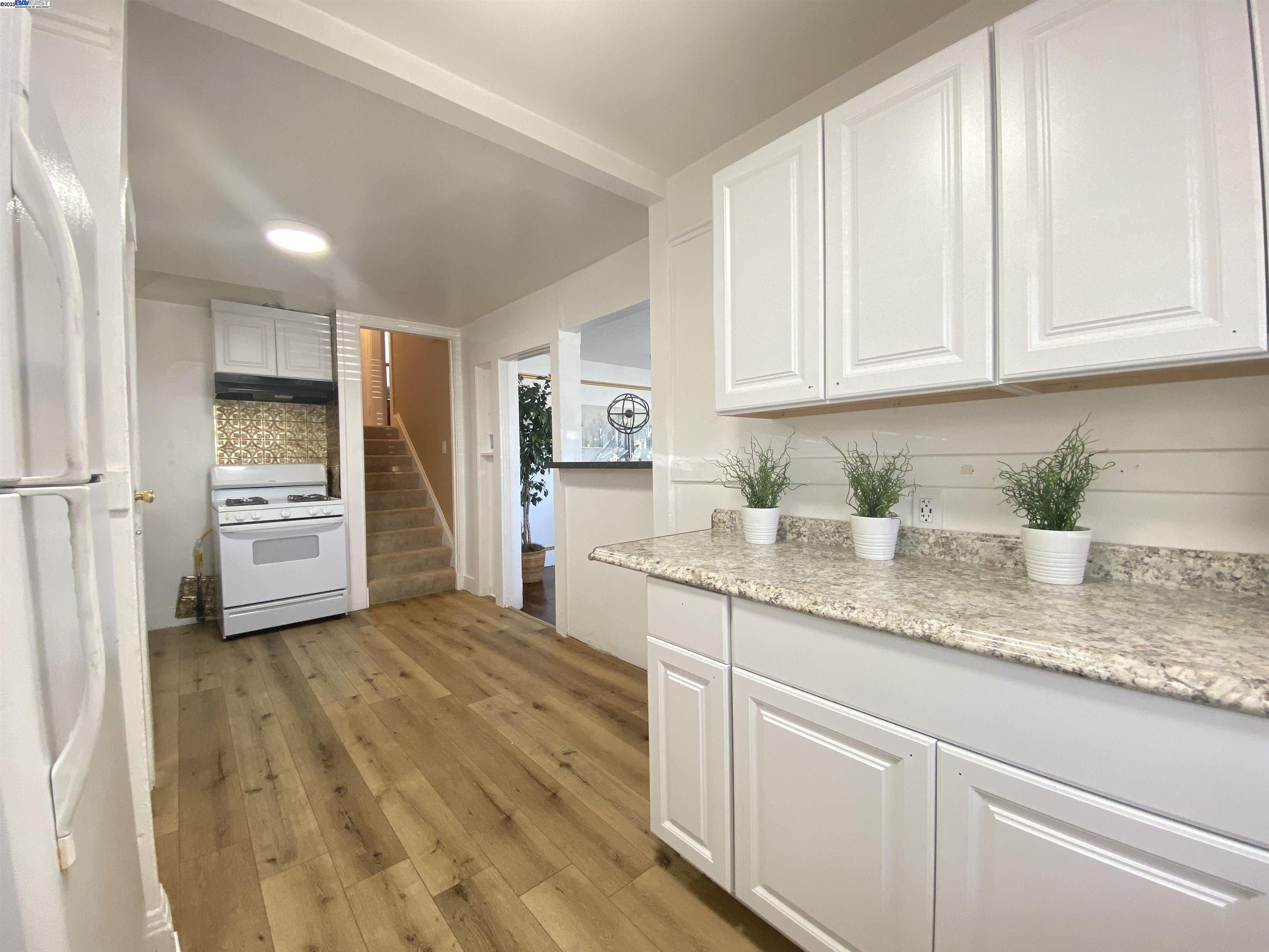 property-img