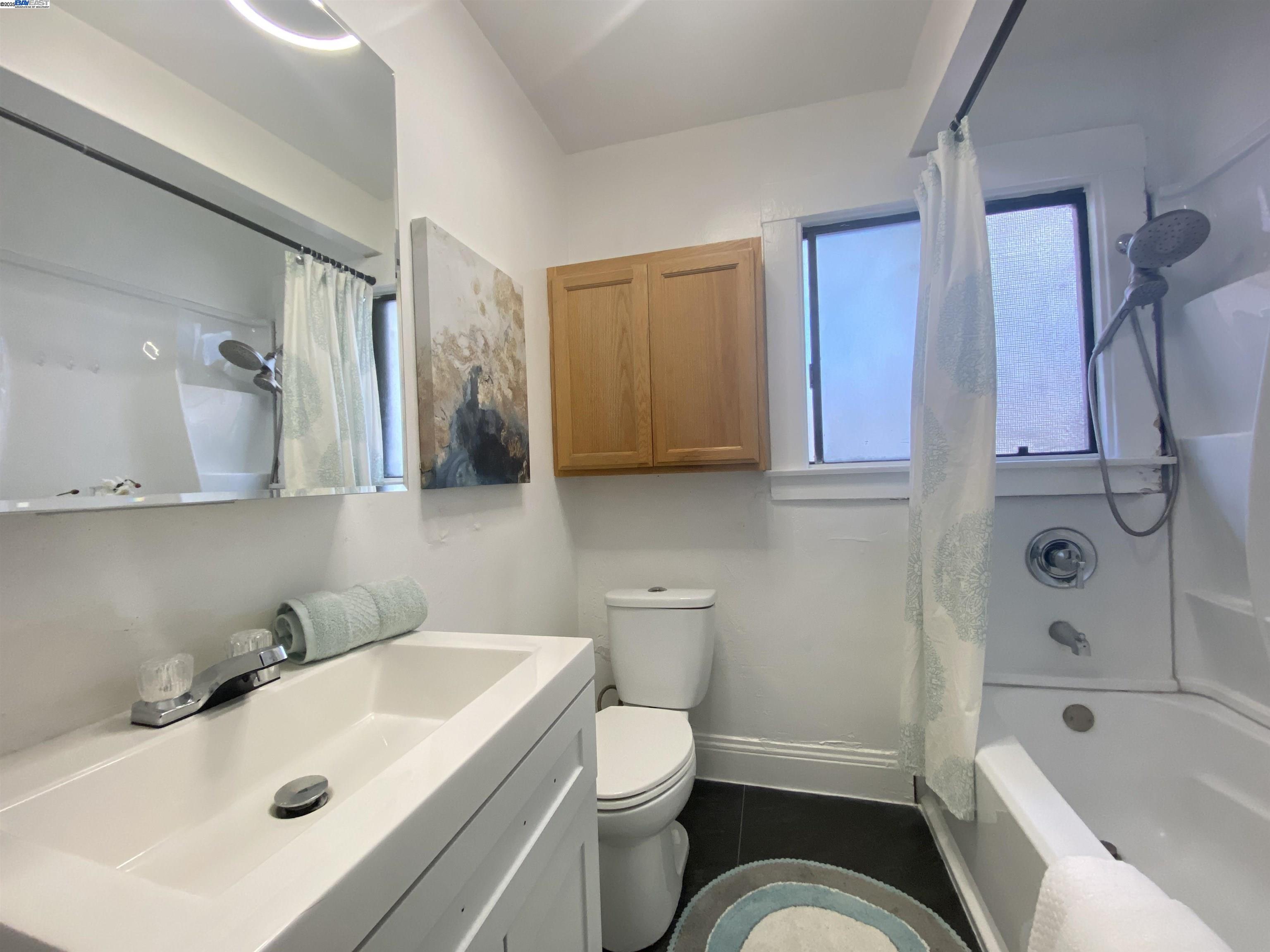 property-img