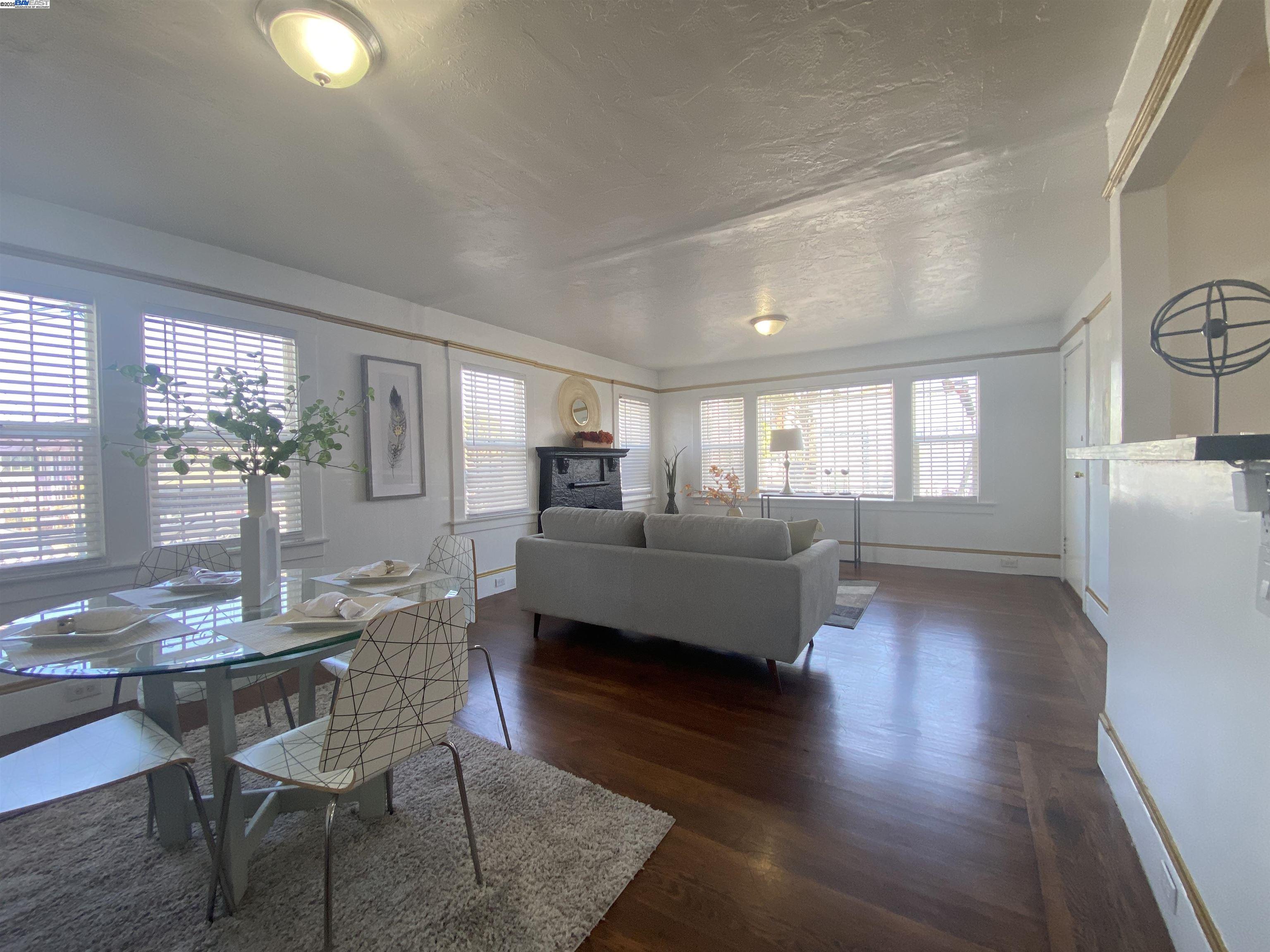 property-img