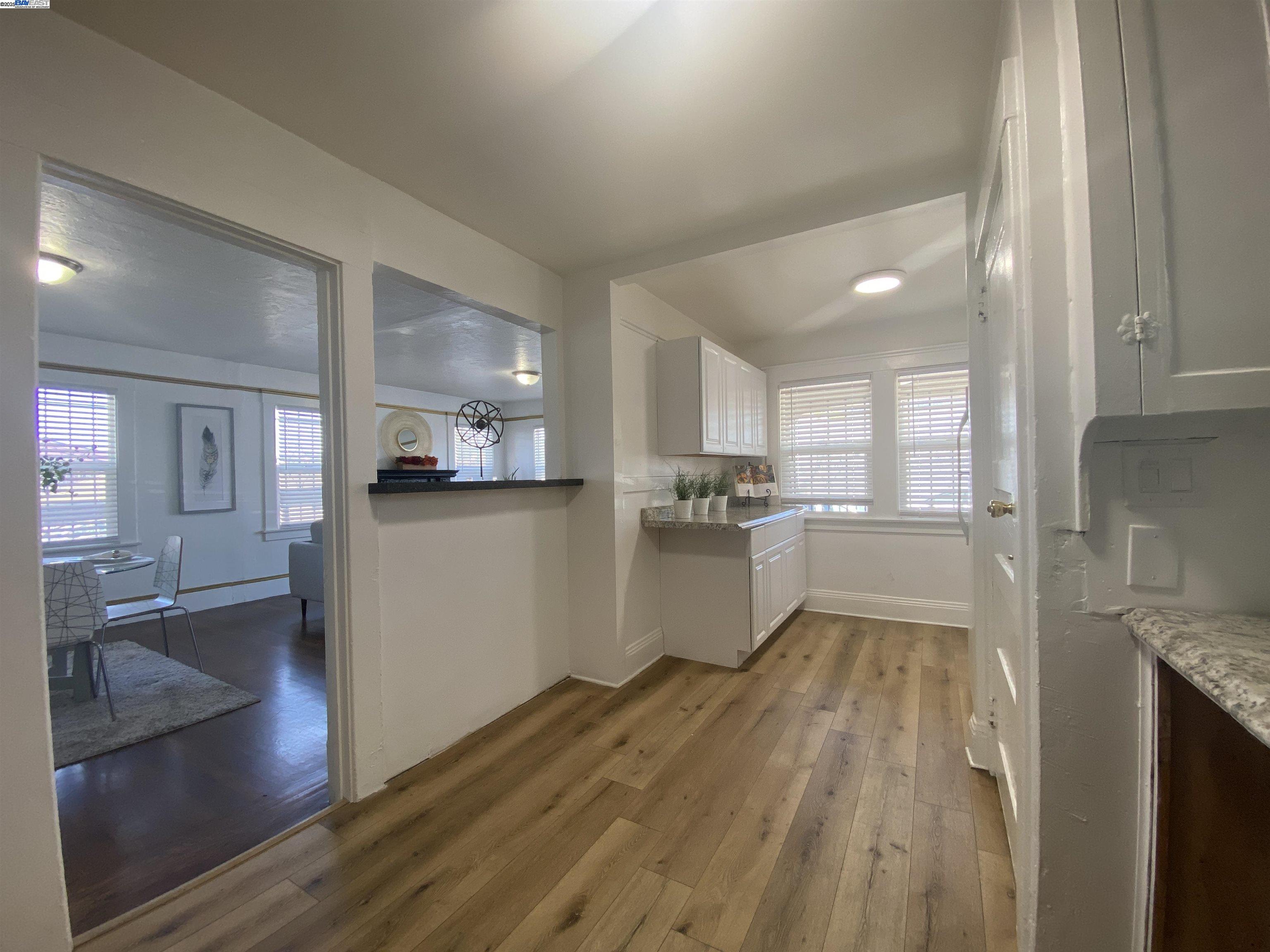 property-img