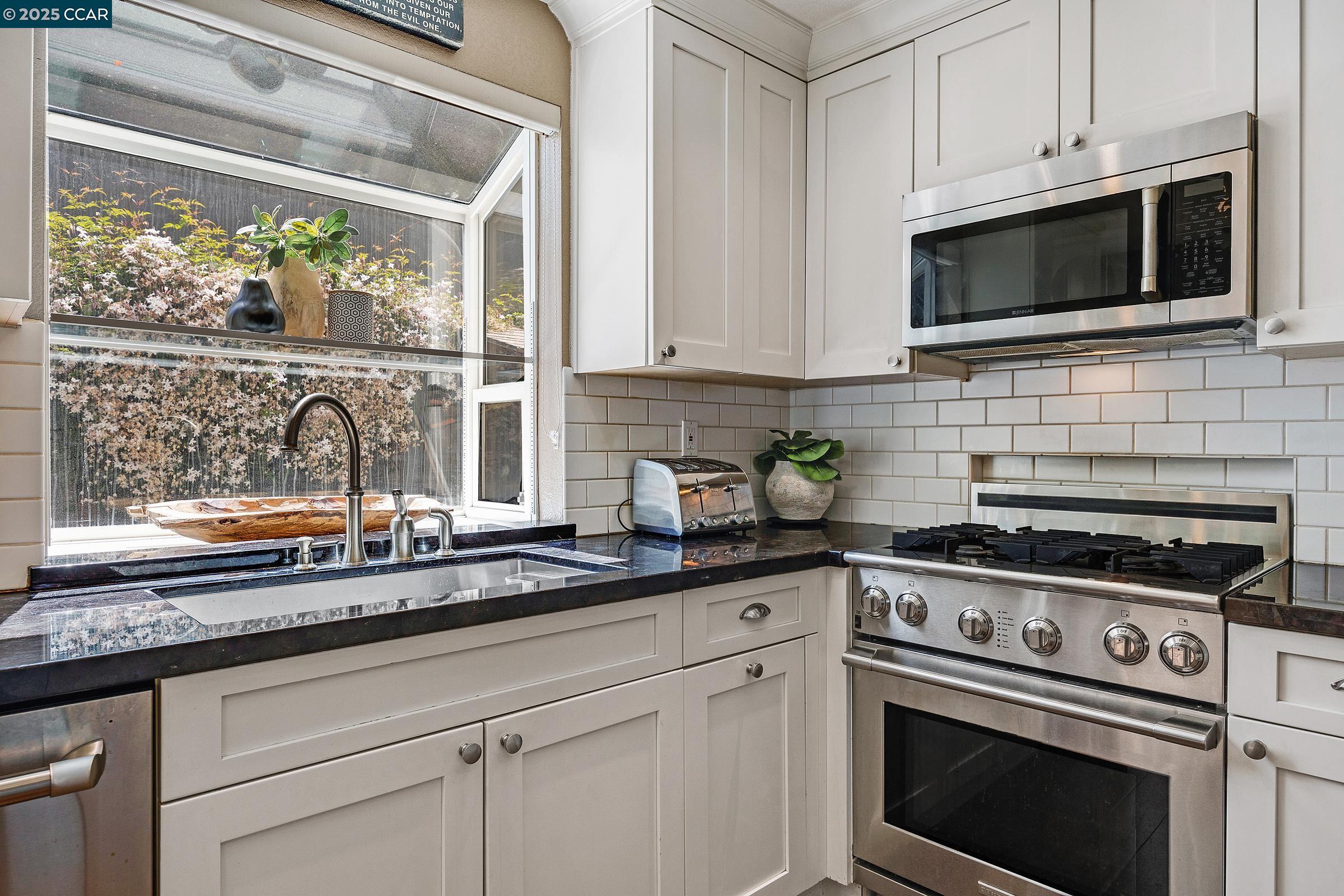 Photo #14: 41092488 Listing: Photo #14