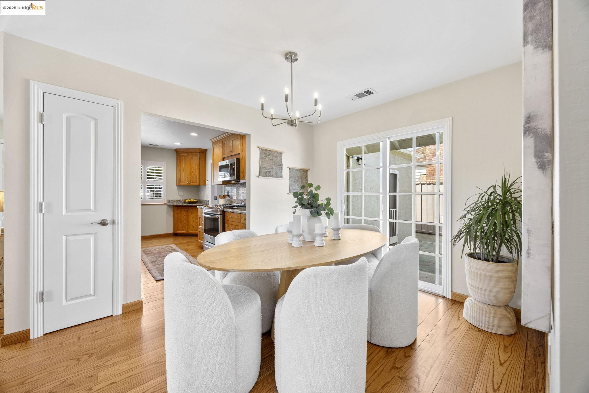 property-img
