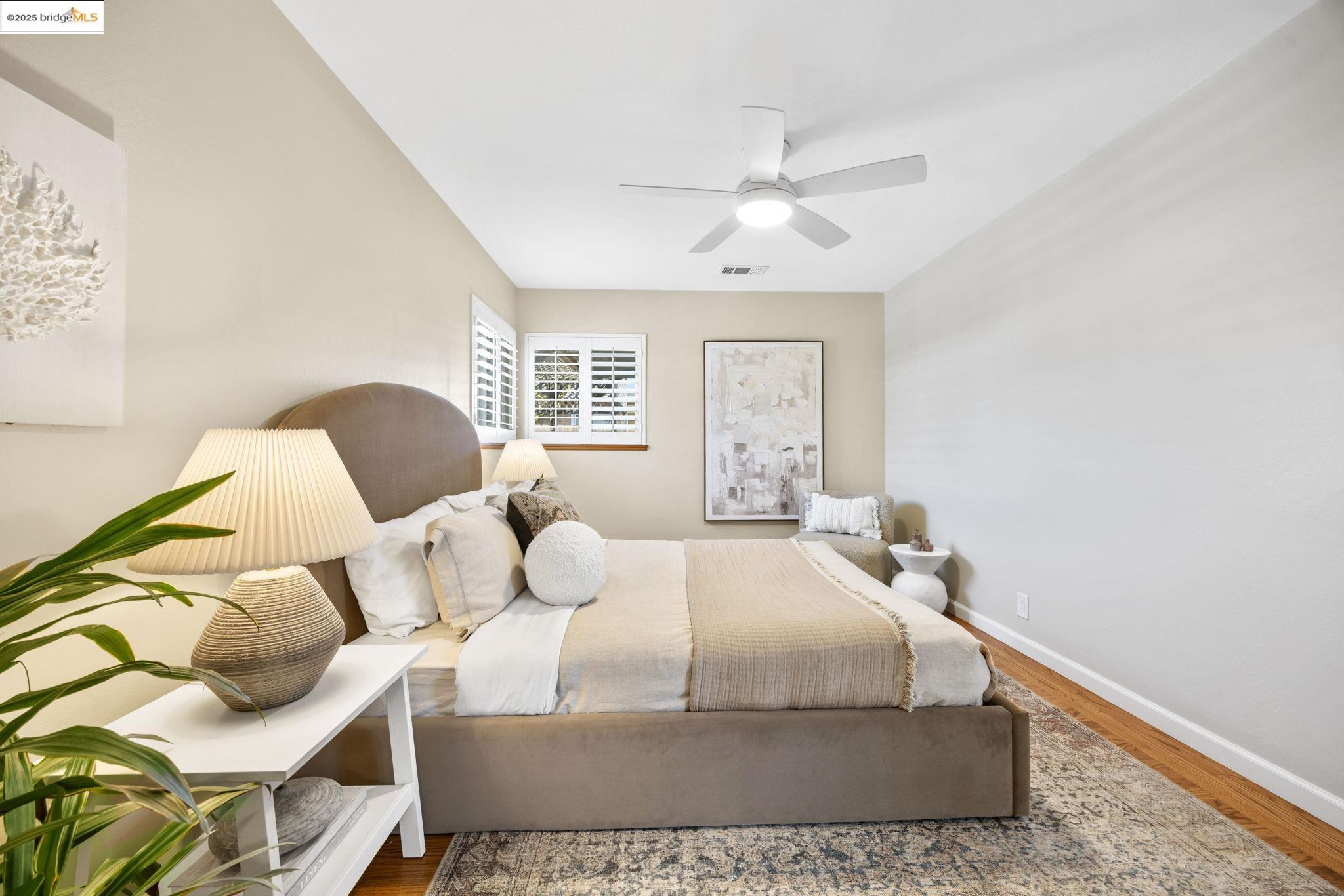 property-img