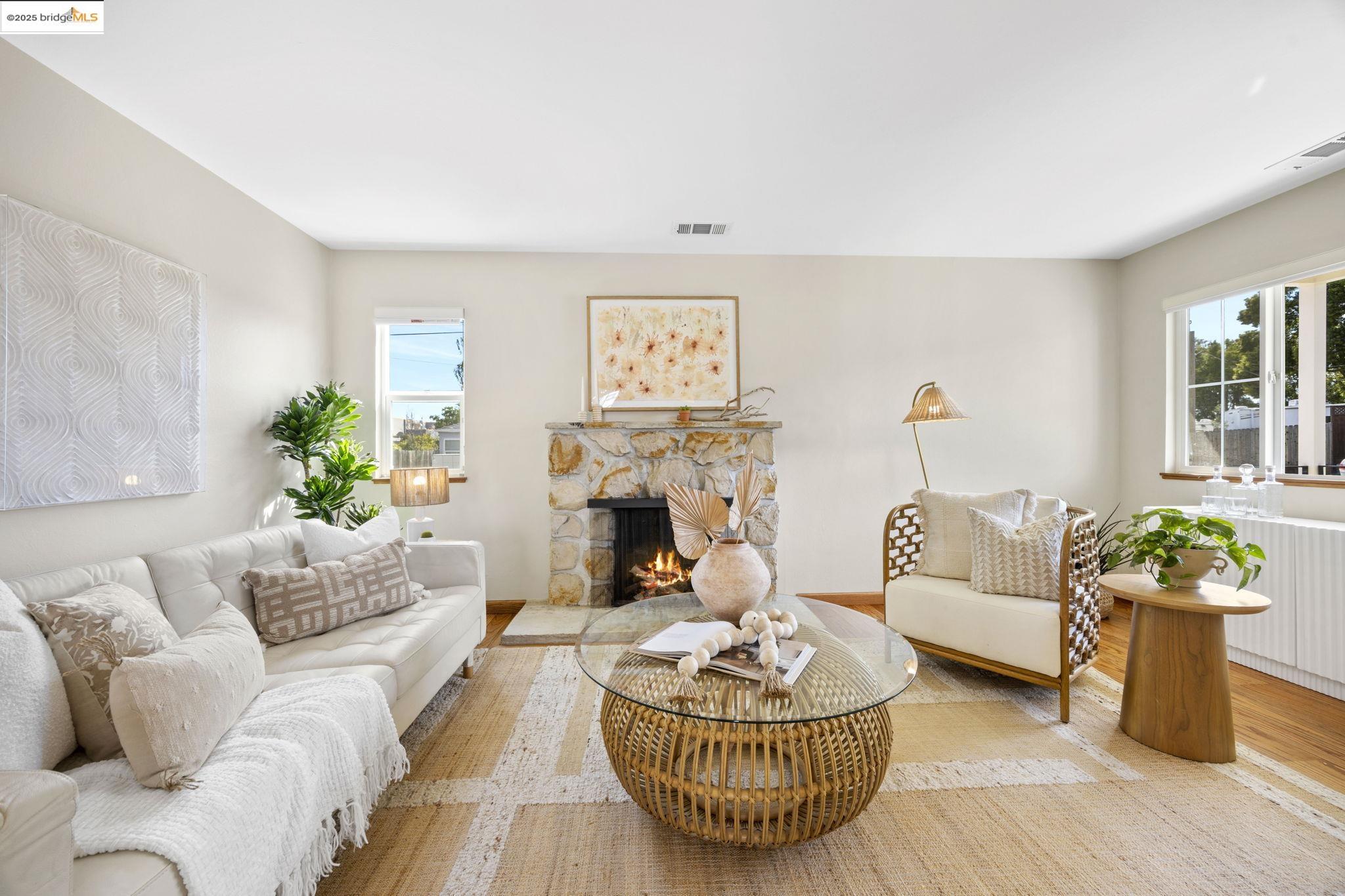 property-img