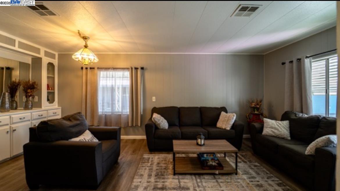 Detail Gallery Image 2 of 27 For 2151 Oakland Rd #528,  San Jose,  CA 95131 - 2 Beds | 2 Baths