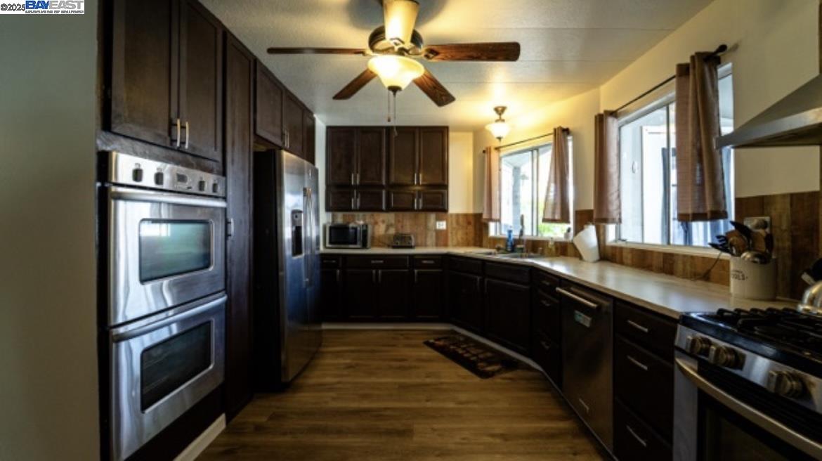Detail Gallery Image 4 of 27 For 2151 Oakland Rd #528,  San Jose,  CA 95131 - 2 Beds | 2 Baths