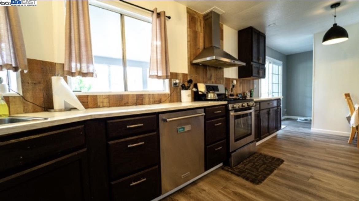 Detail Gallery Image 6 of 27 For 2151 Oakland Rd #528,  San Jose,  CA 95131 - 2 Beds | 2 Baths