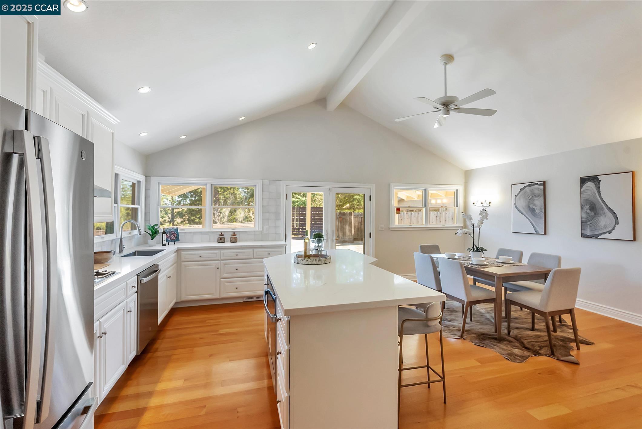 Detail Gallery Image 9 of 33 For 2626 Lariat Ln, Walnut Creek,  CA 94596 - 4 Beds | 2 Baths