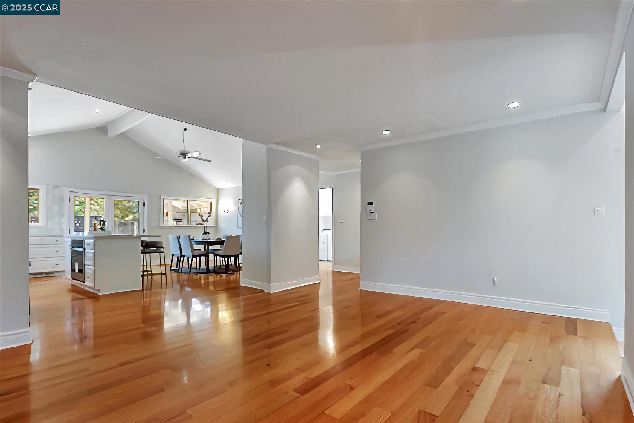 Detail Gallery Image 5 of 33 For 2626 Lariat Ln, Walnut Creek,  CA 94596 - 4 Beds | 2 Baths
