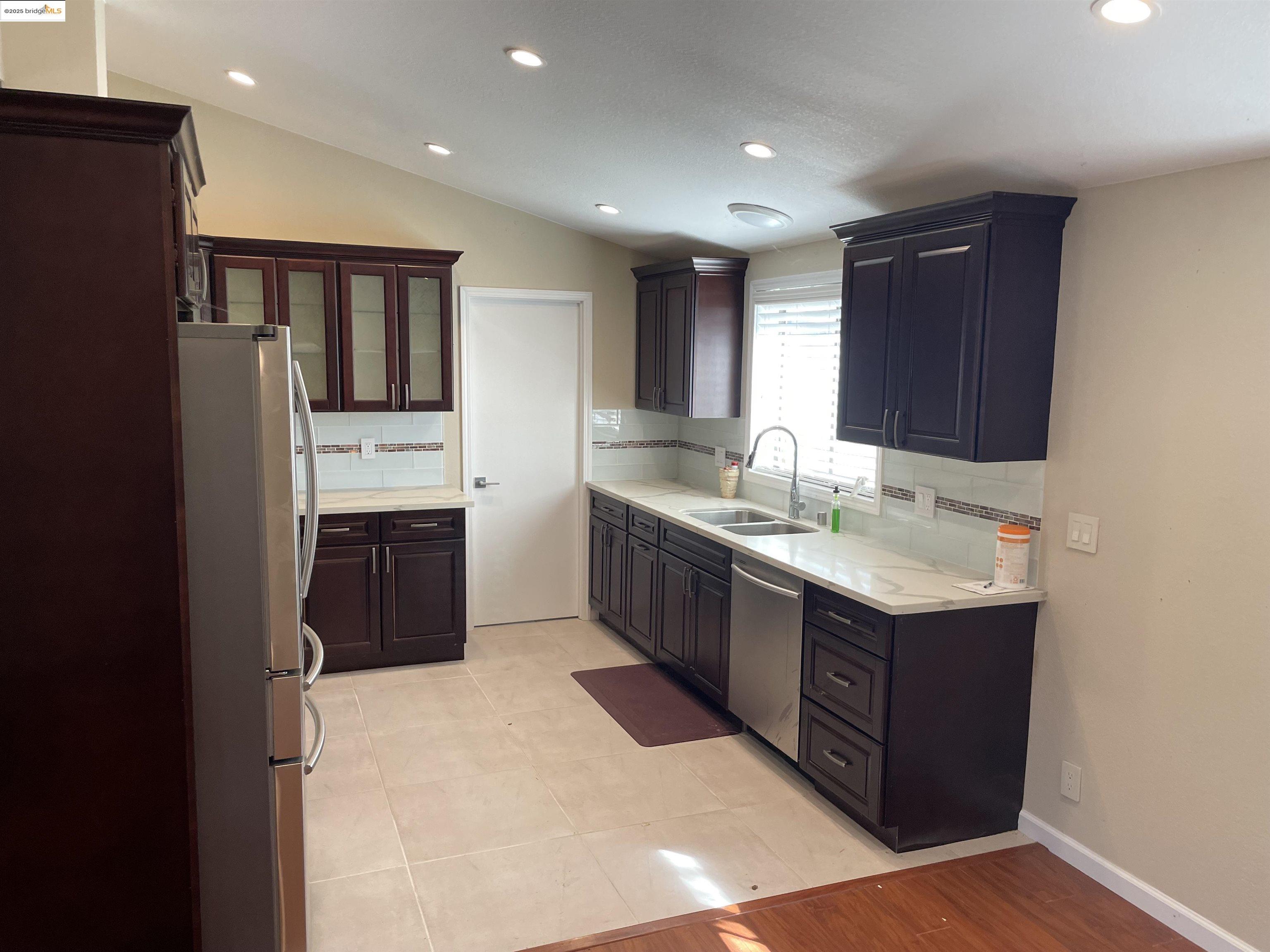 Detail Gallery Image 10 of 12 For 22493 Prospect Heights, Groveland,  CA 95321 - 3 Beds | 2 Baths