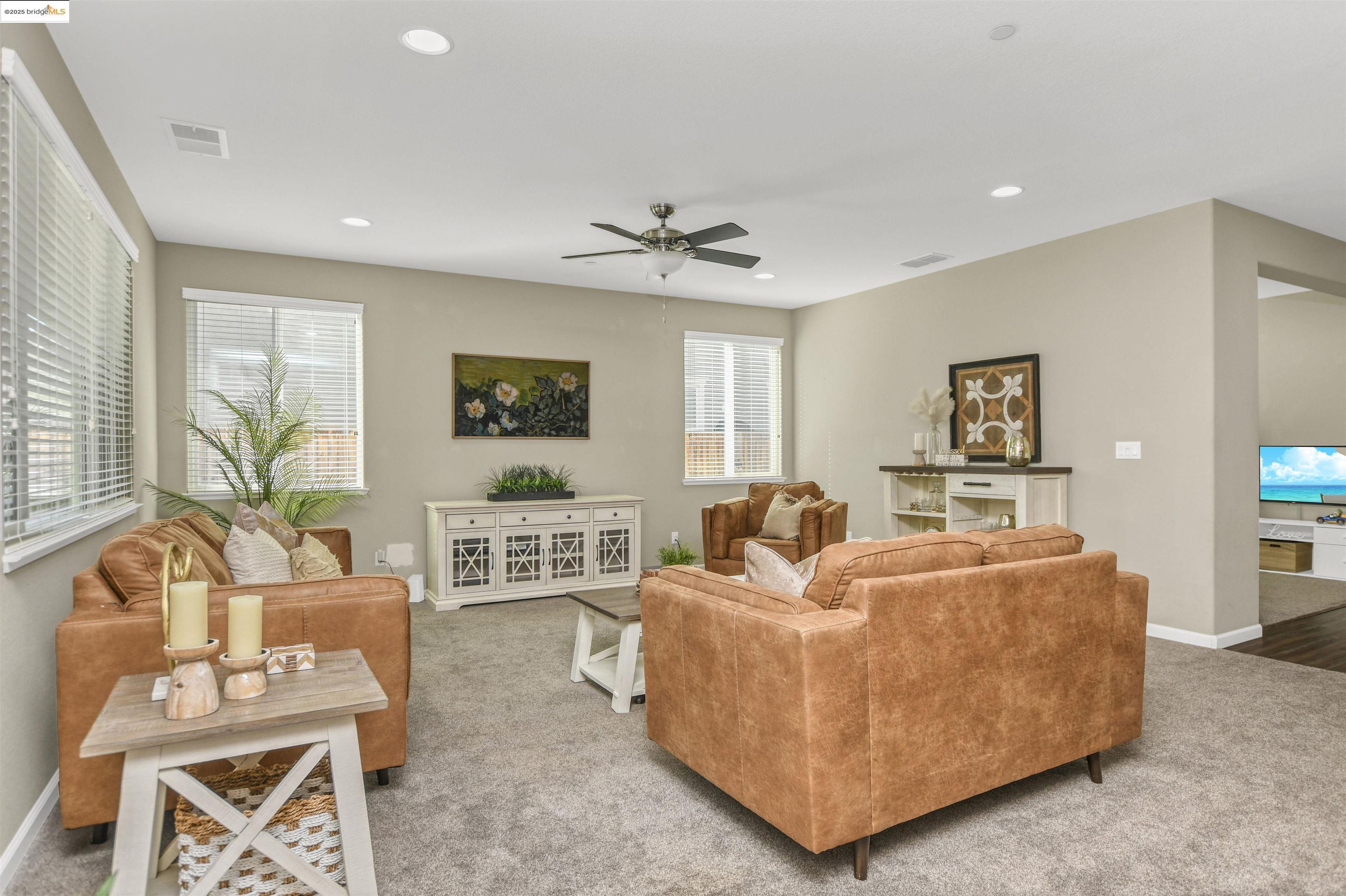 Detail Gallery Image 12 of 46 For 847 Dunmore St, Oakley,  CA 94561-2858 - 4 Beds | 3 Baths