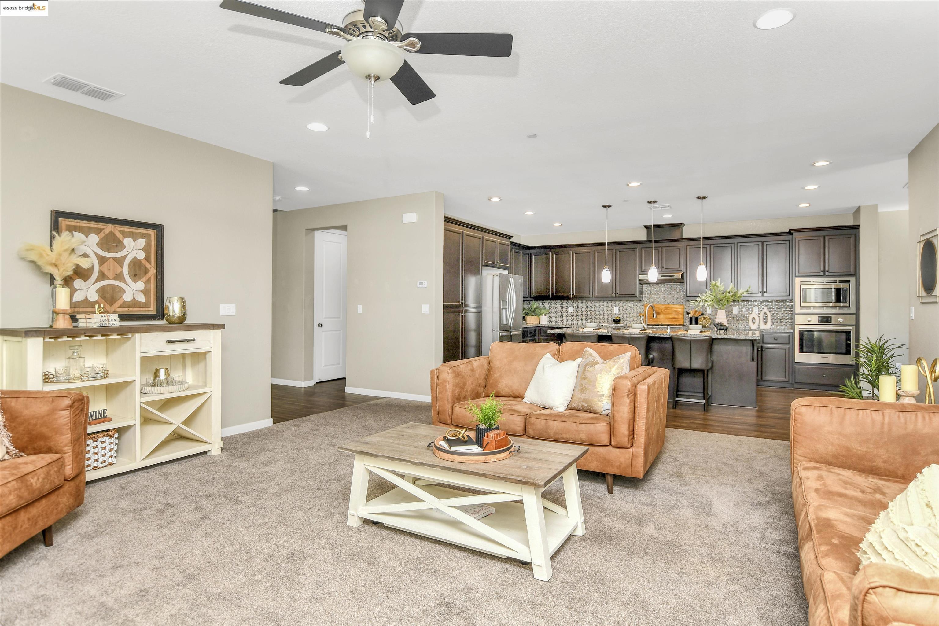 Detail Gallery Image 13 of 46 For 847 Dunmore St, Oakley,  CA 94561-2858 - 4 Beds | 3 Baths