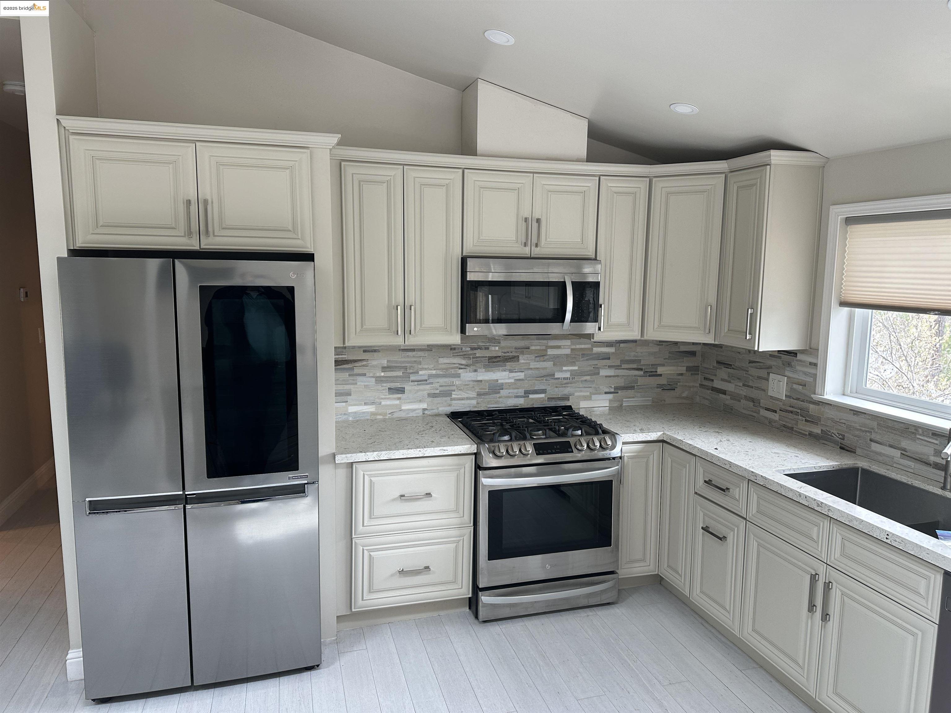 22550 Hidden Holllow, Groveland, California 95321, 2 Bedrooms Bedrooms, 5 Rooms Rooms,2 BathroomsBathrooms,Residential Lease,For Rent,22550 Hidden Holllow,41092515