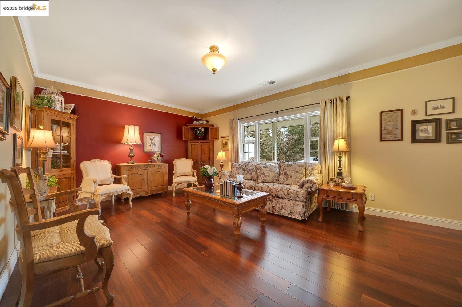 Detail Gallery Image 16 of 60 For 4048 Independence Road 1, Mokelumne Hill,  CA 95245-9763 - 5 Beds | 4 Baths