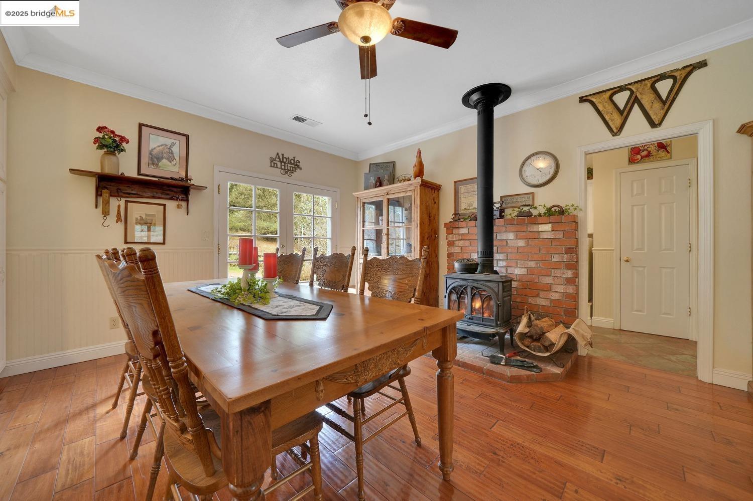 Detail Gallery Image 30 of 60 For 4048 Independence Road 1, Mokelumne Hill,  CA 95245-9763 - 5 Beds | 4 Baths