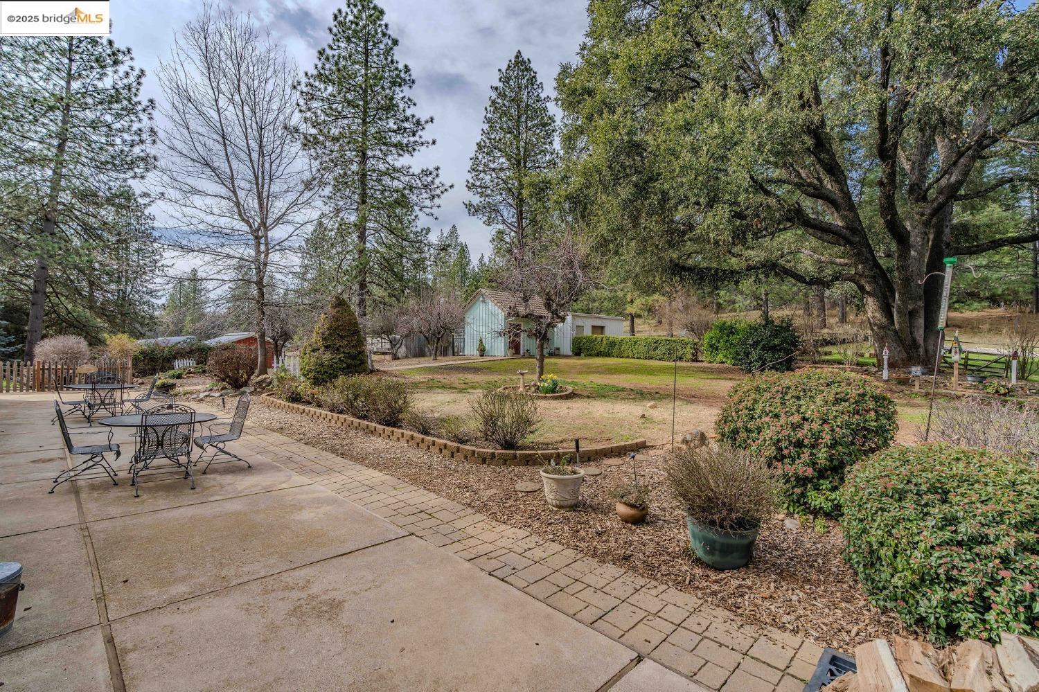 Detail Gallery Image 9 of 60 For 4048 Independence Road 1, Mokelumne Hill,  CA 95245-9763 - 5 Beds | 4 Baths