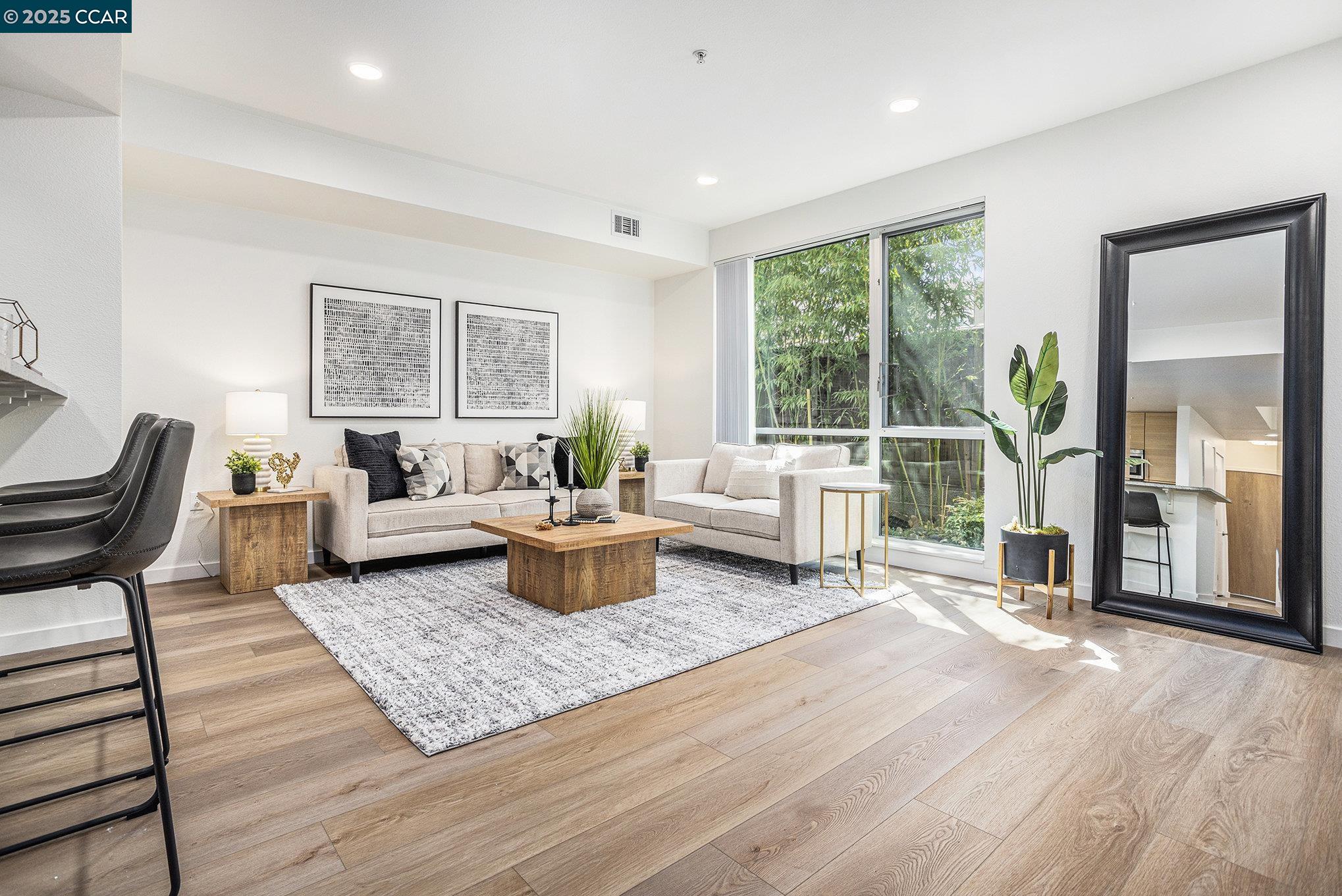 More Details about MLS # 41092521 : 1655 N CALIFORNIA BOULEVARD # 148