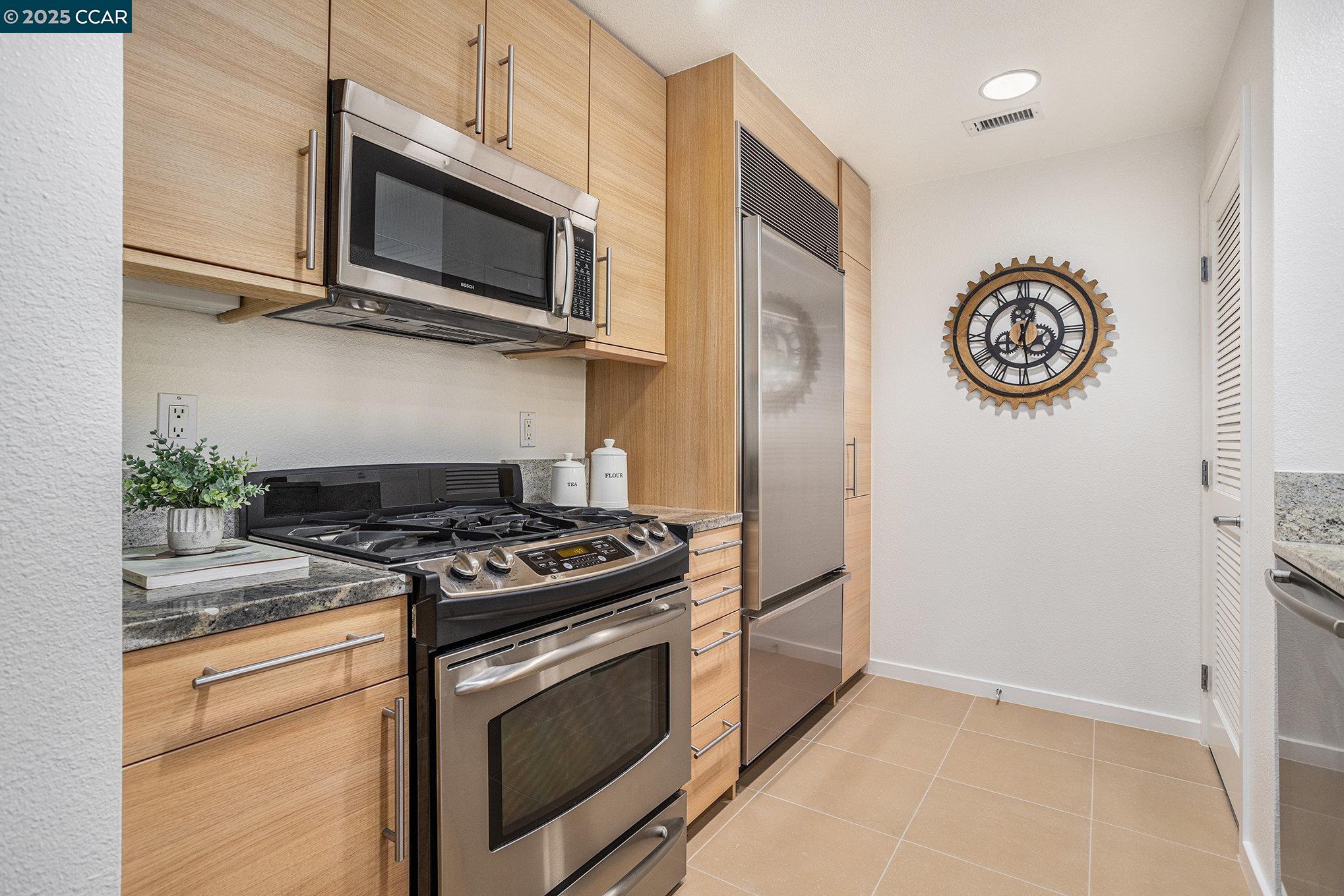 Photo #11: 41092521 Listing: Photo #11