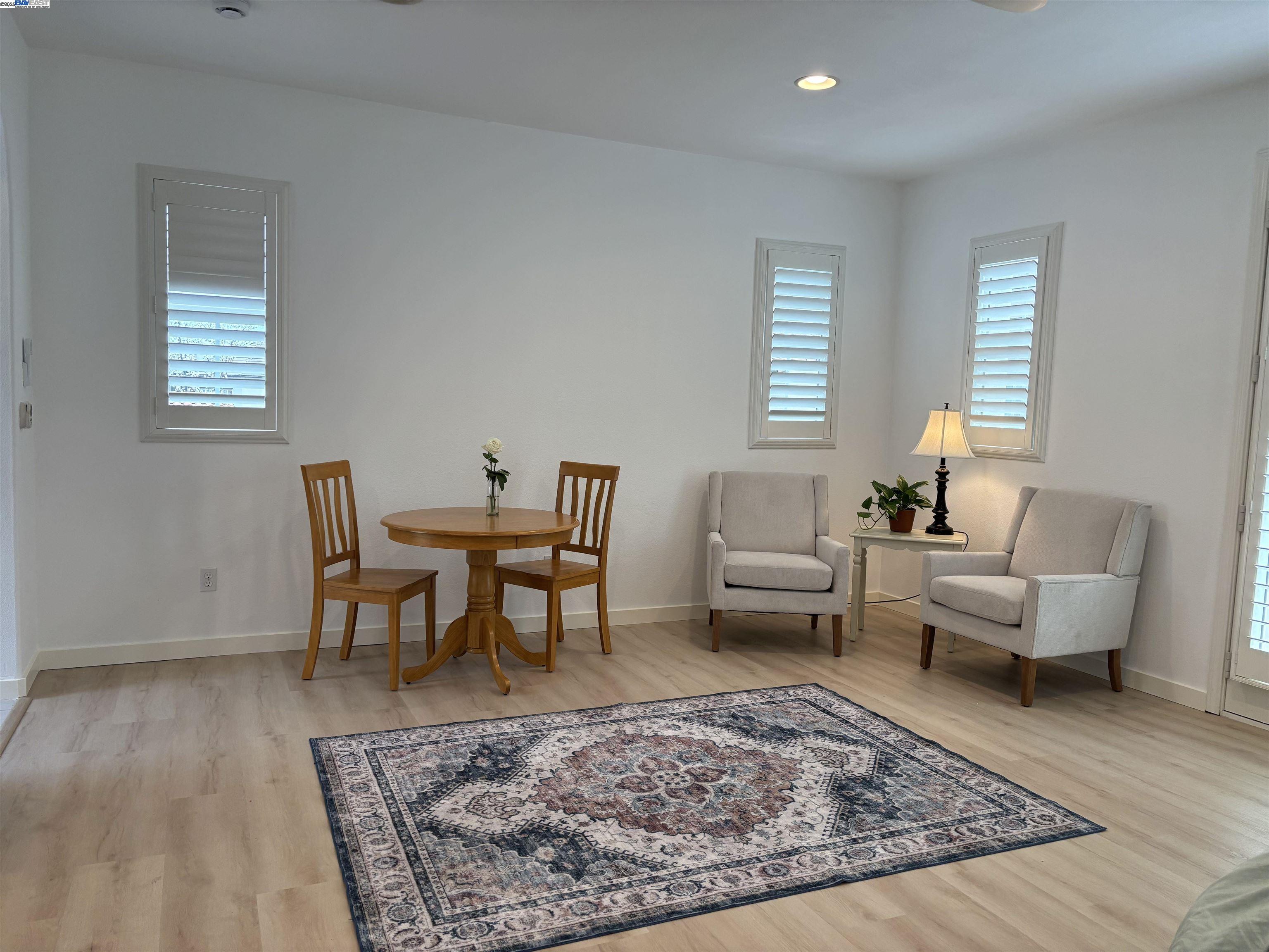 Detail Gallery Image 2 of 13 For 3089 Sweetviolet Dr. #B,  San Ramon,  CA 94582 - 1 Beds | 1 Baths