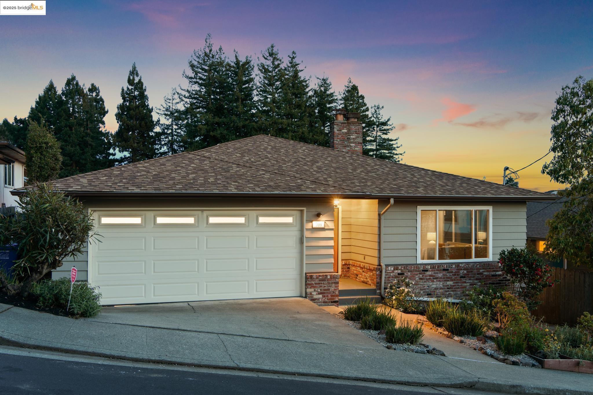 Detail Gallery Image 1 of 1 For 709 Gelston Pl, El Cerrito,  CA 94530 - 3 Beds | 2 Baths