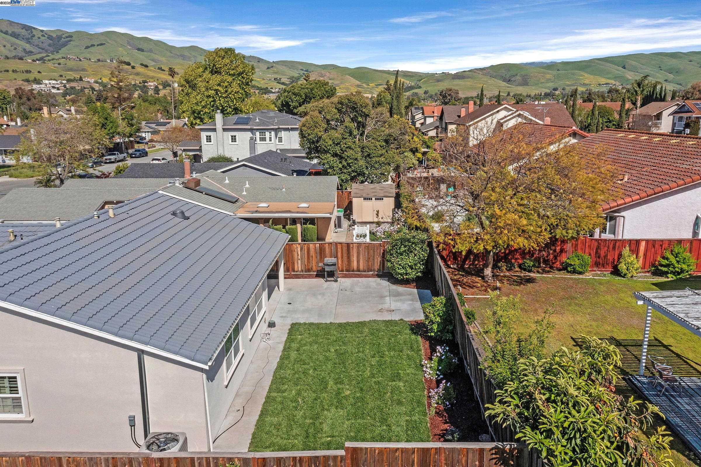 Detail Gallery Image 14 of 54 For 574 Tramway Dr, Milpitas,  CA 95035 - 3 Beds | 2 Baths